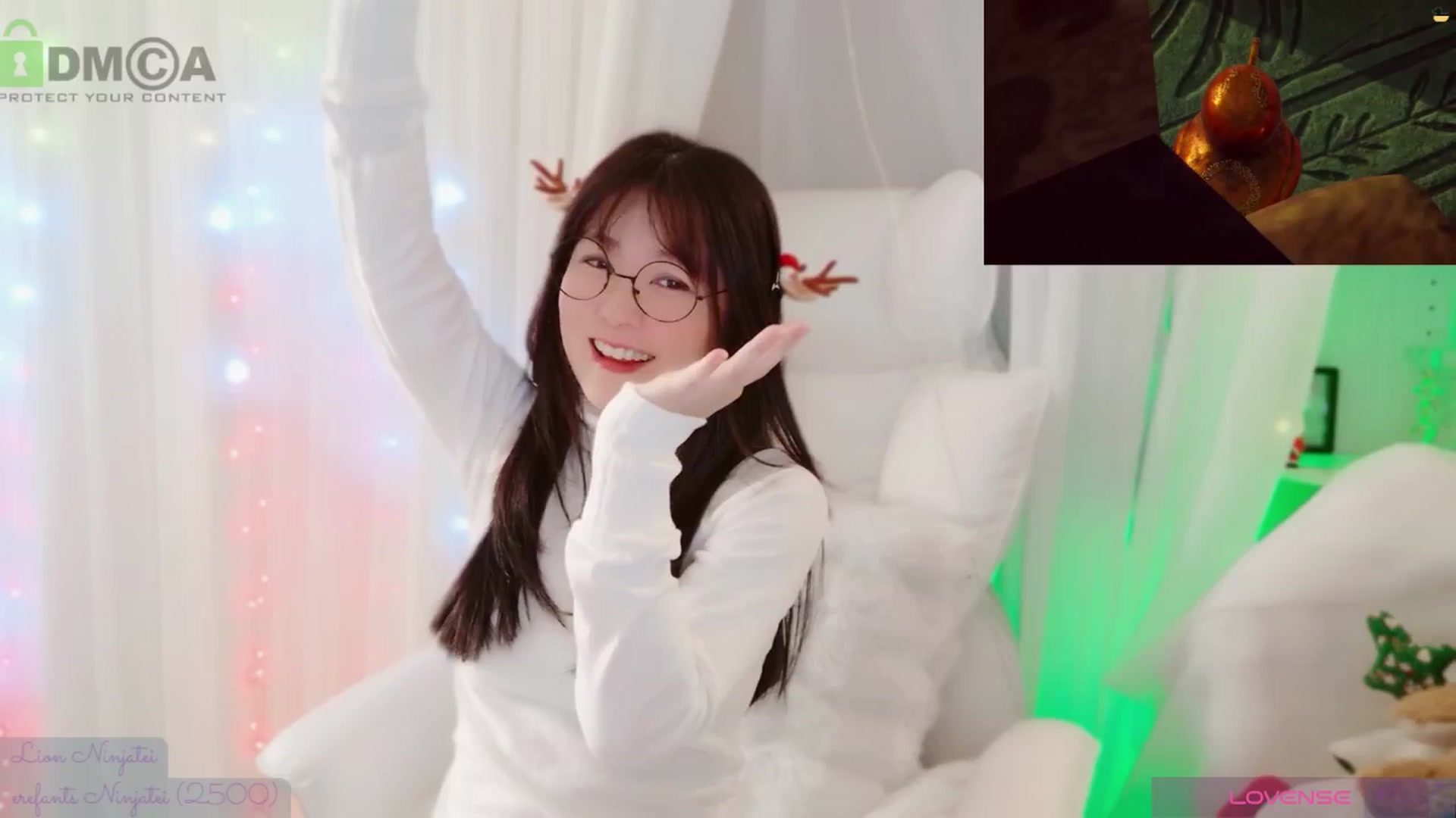 Gallery image thumbnail from meowtheworld's myfreecams stream on, 11/16/2025, 06:36 image 14 of 20
