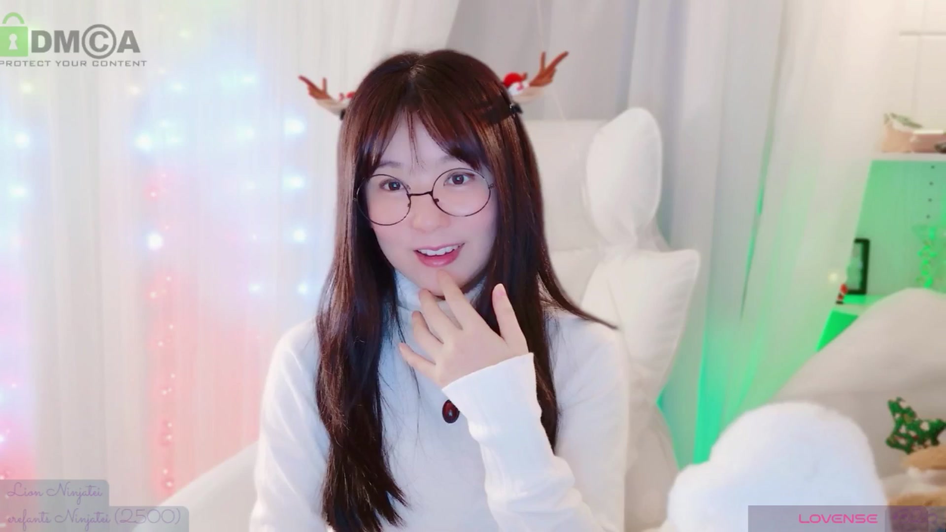 Gallery image thumbnail from meowtheworld's myfreecams stream on, 11/16/2025, 06:36 image 15 of 20