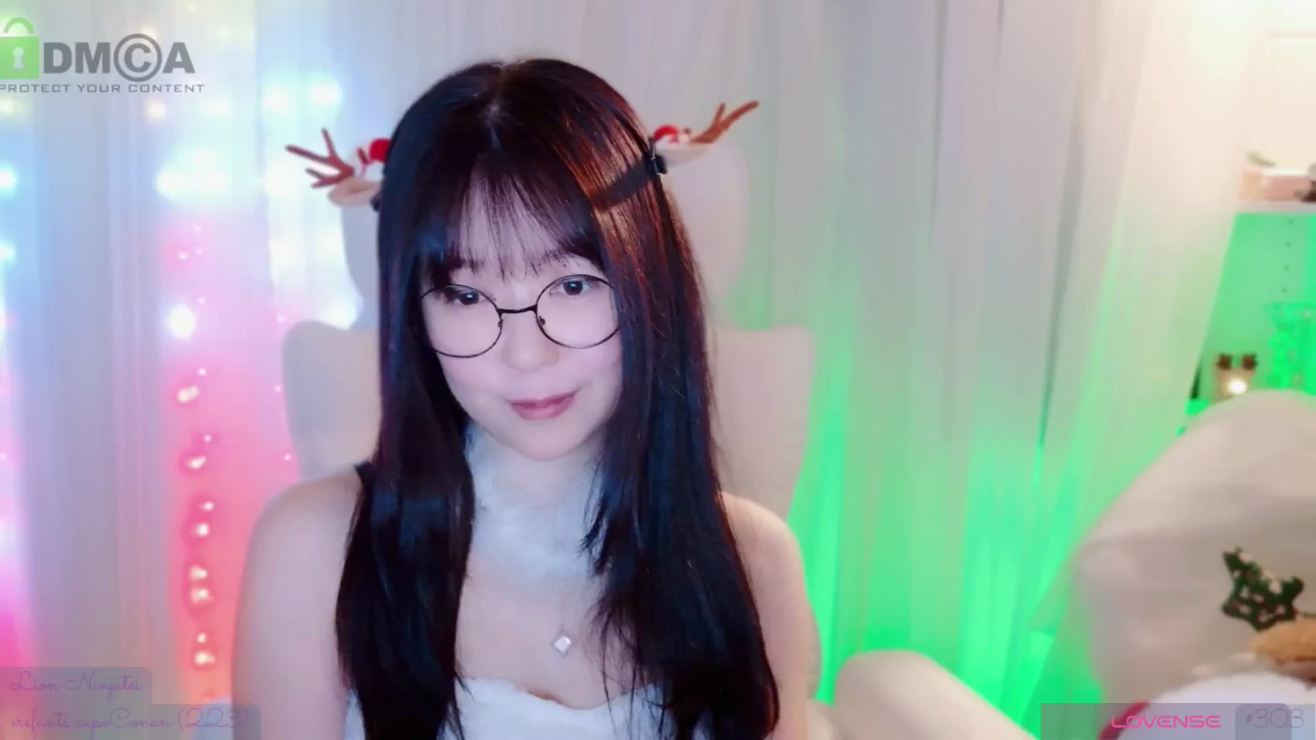 Gallery image thumbnail from meowtheworld's myfreecams stream on, 11/16/2025, 10:53 image 12 of 20