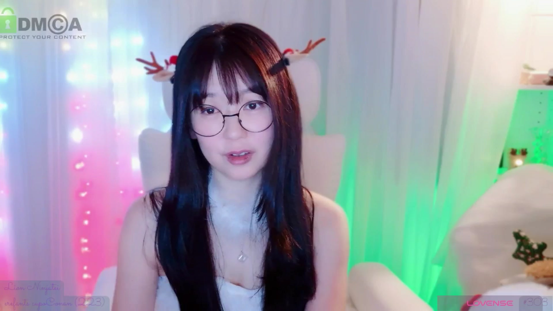Gallery image thumbnail from meowtheworld's myfreecams stream on, 11/16/2025, 10:53 image 13 of 20