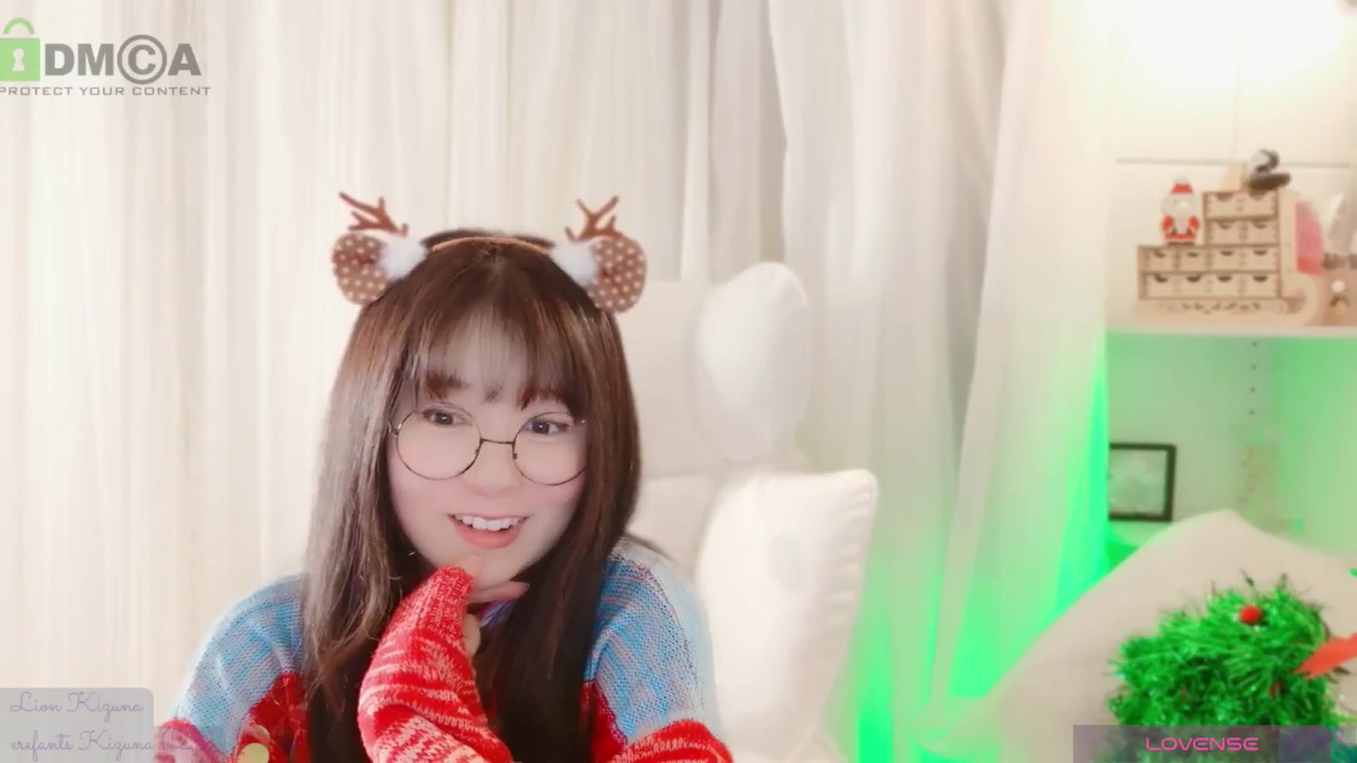 Gallery image thumbnail from meowtheworld's myfreecams stream on, 11/22/2025, 06:21 image 3 of 20