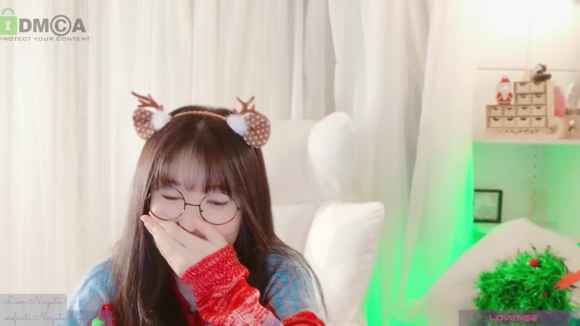 Gallery image thumbnail from meowtheworld's myfreecams stream on, 11/22/2025, 06:21 image 4 of 20