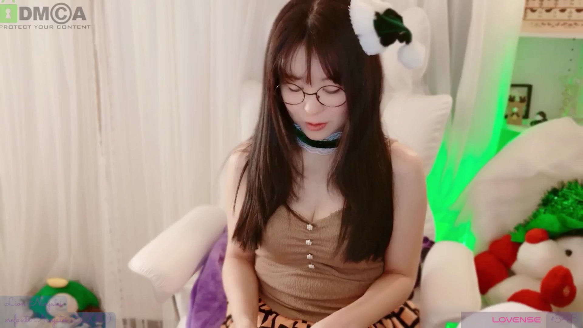 Gallery image thumbnail from meowtheworld's myfreecams stream on, 11/23/2025, 06:43 image 19 of 20