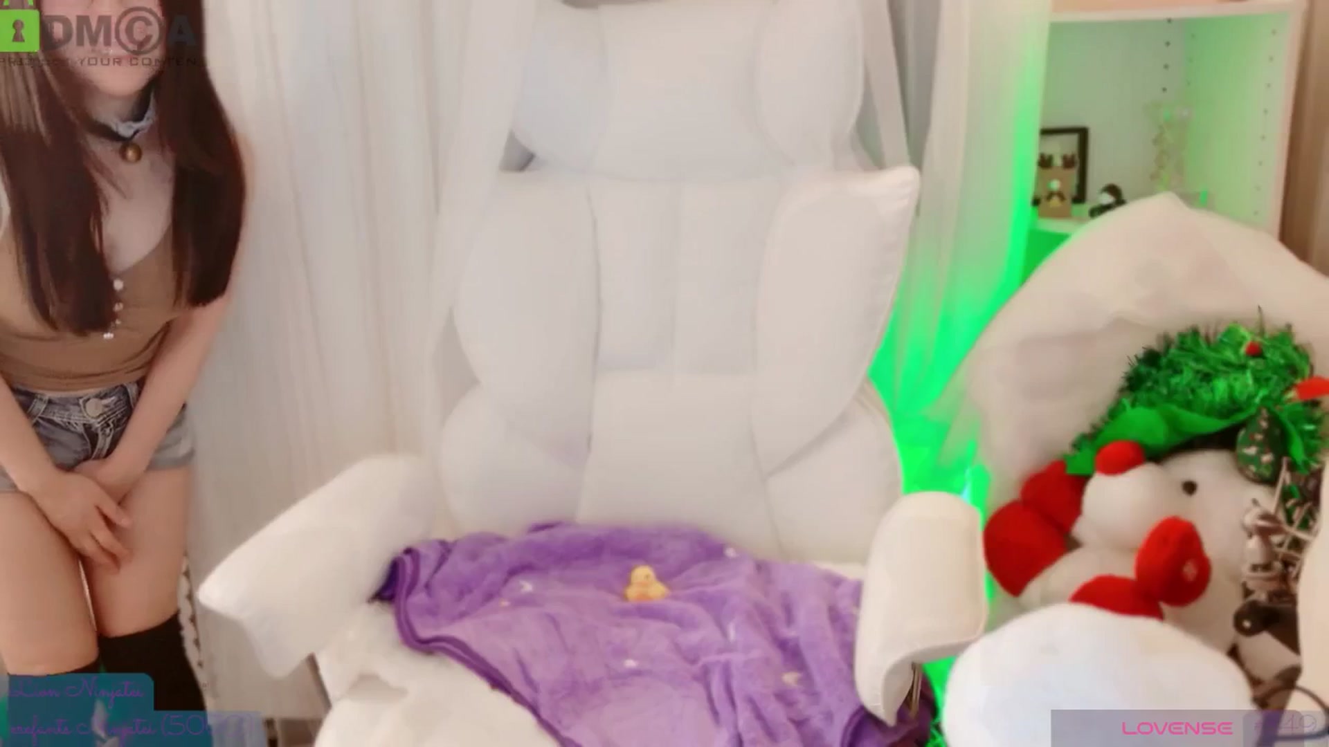 Gallery image thumbnail from meowtheworld's myfreecams stream on, 11/23/2025, 06:43 image 6 of 20