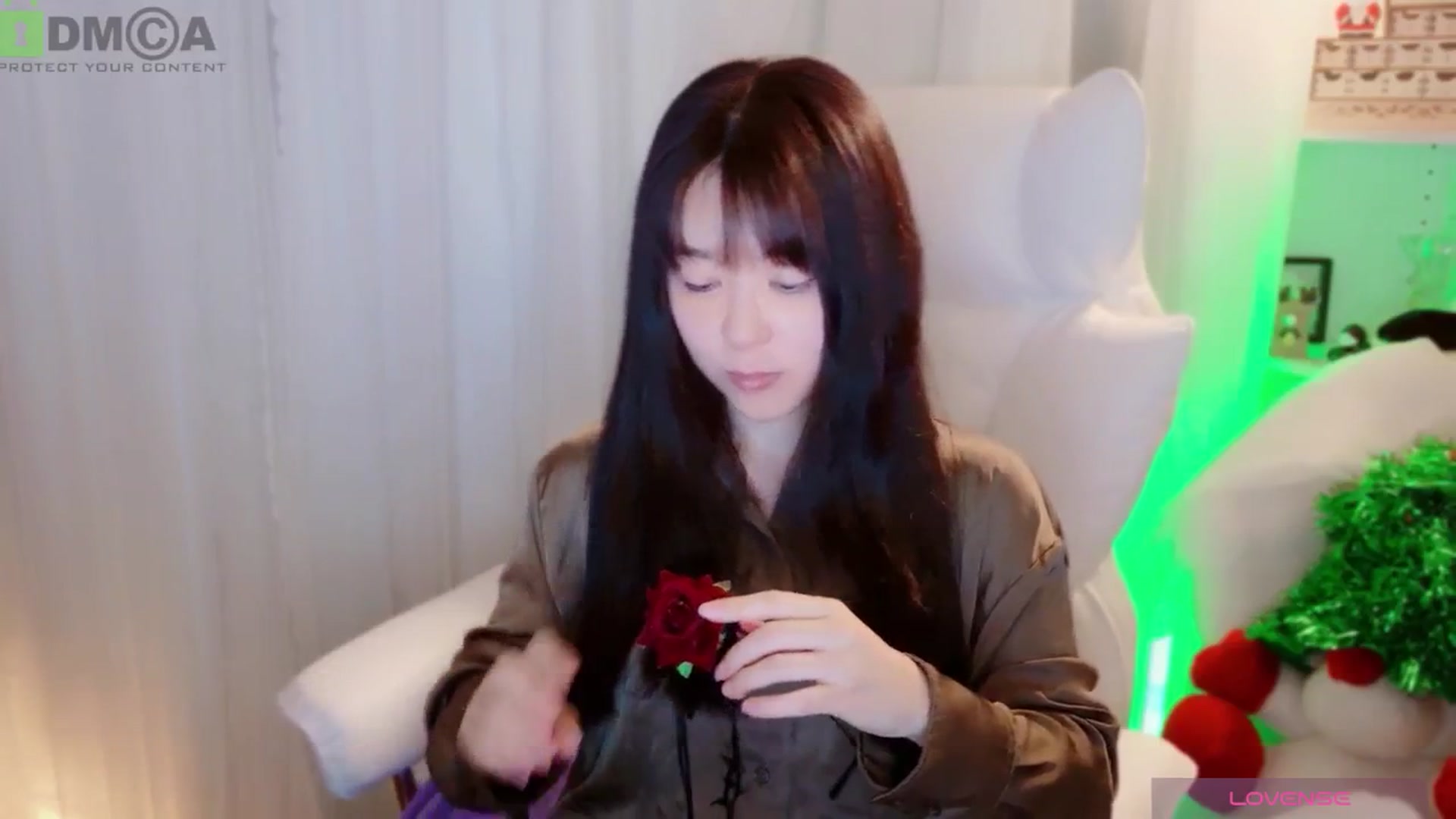 Gallery image thumbnail from meowtheworld's myfreecams stream on, 11/23/2025, 10:50 image 12 of 20