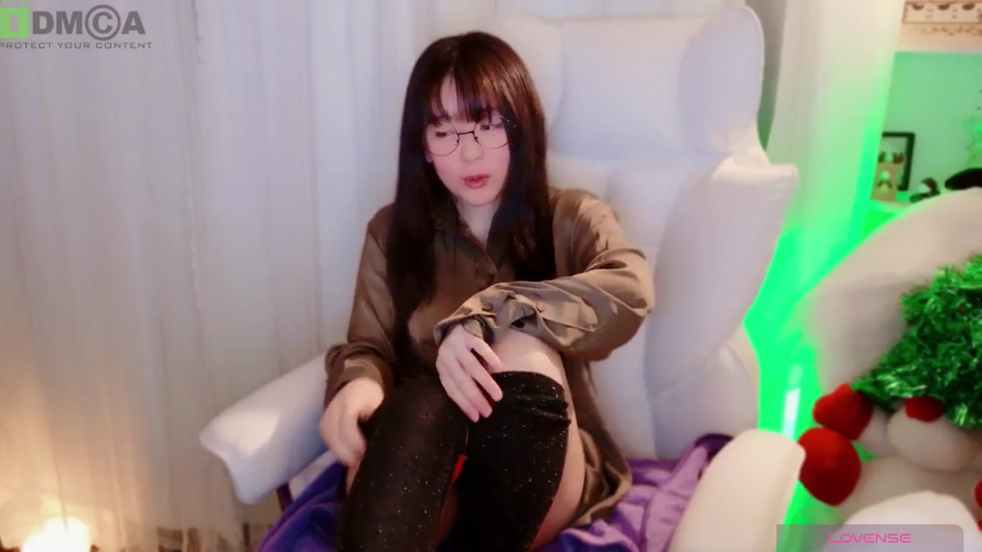 Gallery image thumbnail from meowtheworld's myfreecams stream on, 11/23/2025, 10:50 image 18 of 20