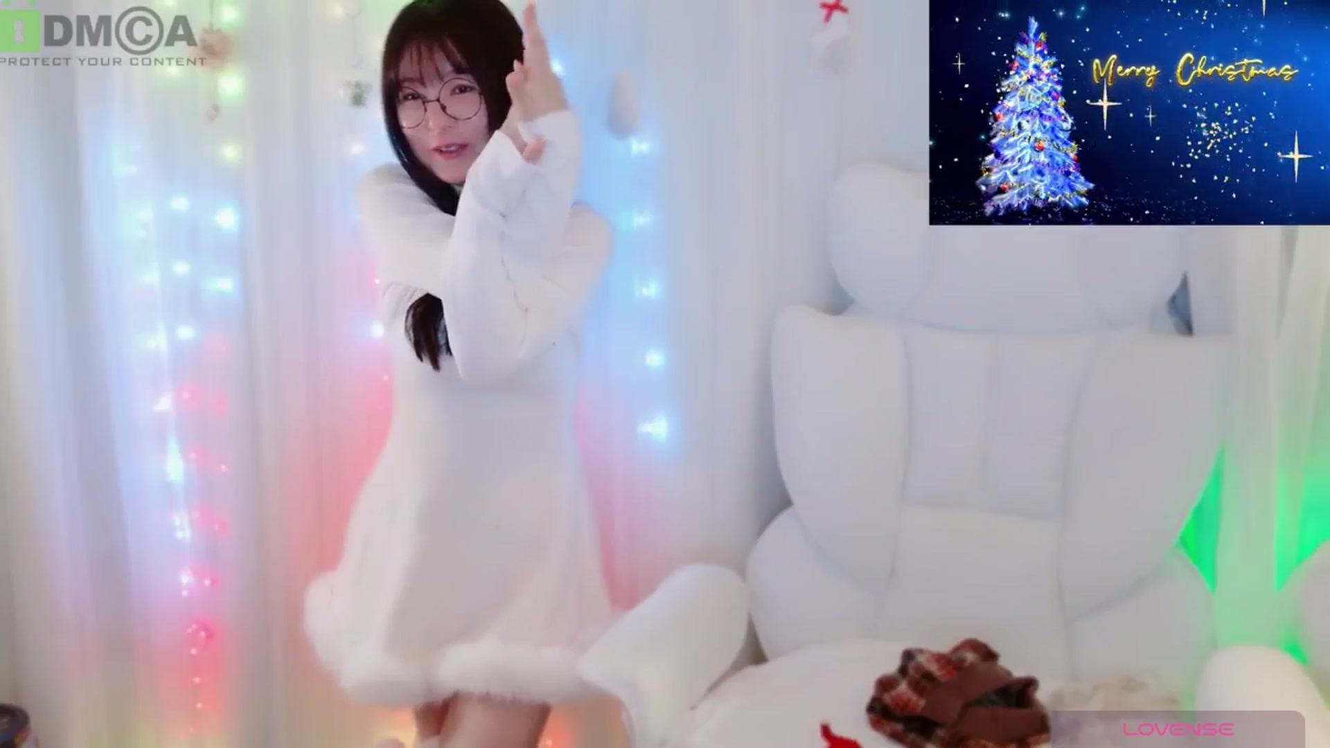 Gallery image thumbnail from meowtheworld's myfreecams stream on, 11/29/2025, 07:05 image 4 of 20