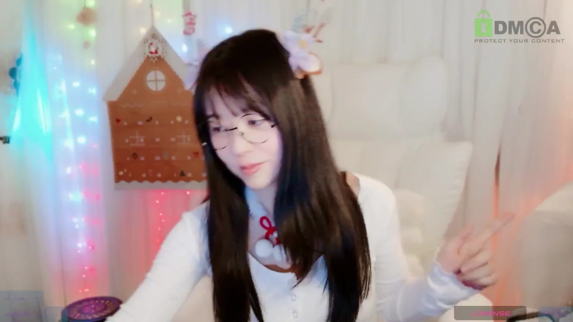 Gallery image thumbnail from meowtheworld's myfreecams stream on, 12/28/2025, 06:31 image 1 of 20