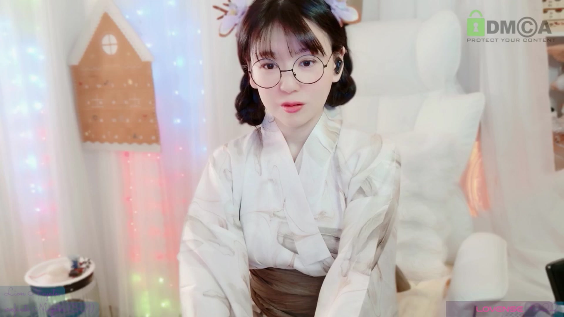 Gallery image thumbnail from meowtheworld's myfreecams stream on, 01/05/2026, 06:20 image 13 of 20