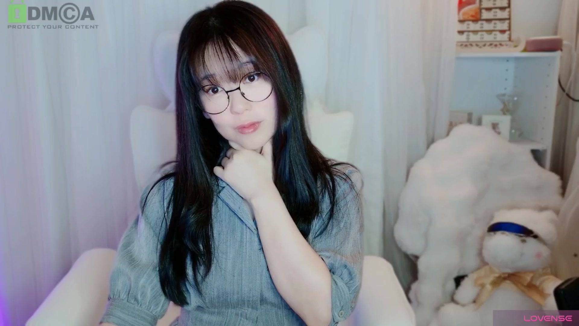 Gallery image thumbnail from meowtheworld's myfreecams stream on, 01/11/2026, 10:01 image 3 of 20