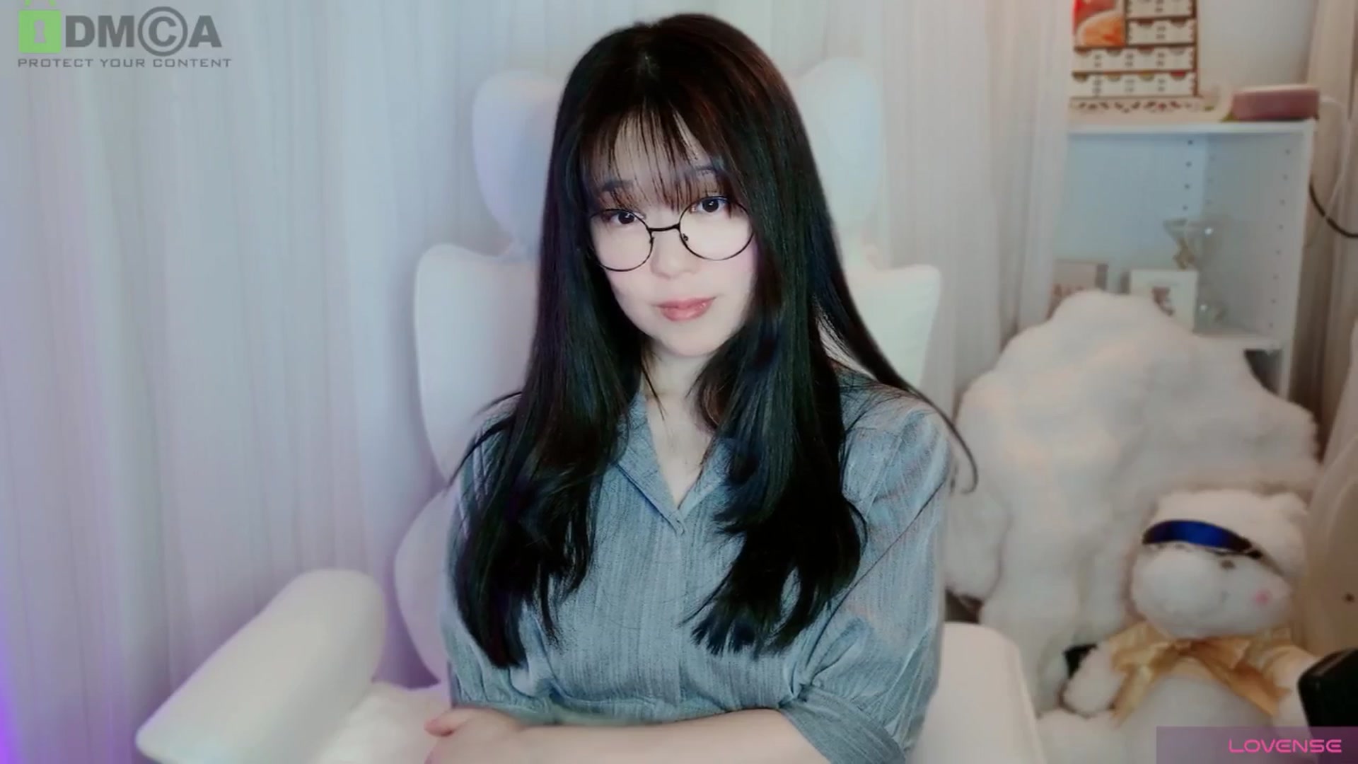 Gallery image thumbnail from meowtheworld's myfreecams stream on, 01/11/2026, 10:01 image 17 of 20
