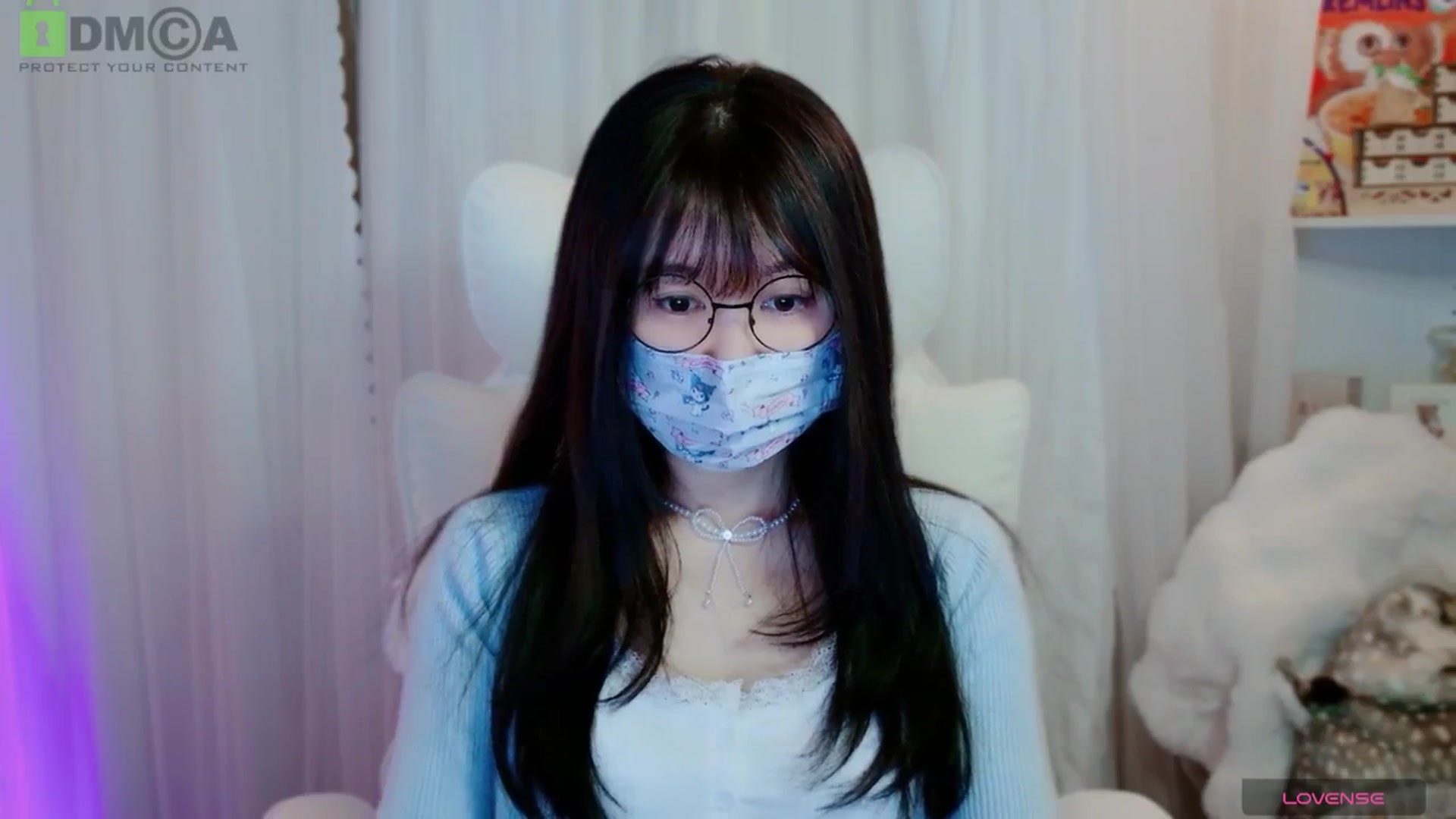 Gallery image thumbnail from meowtheworld's myfreecams stream on, 01/12/2026, 04:54 image 10 of 20