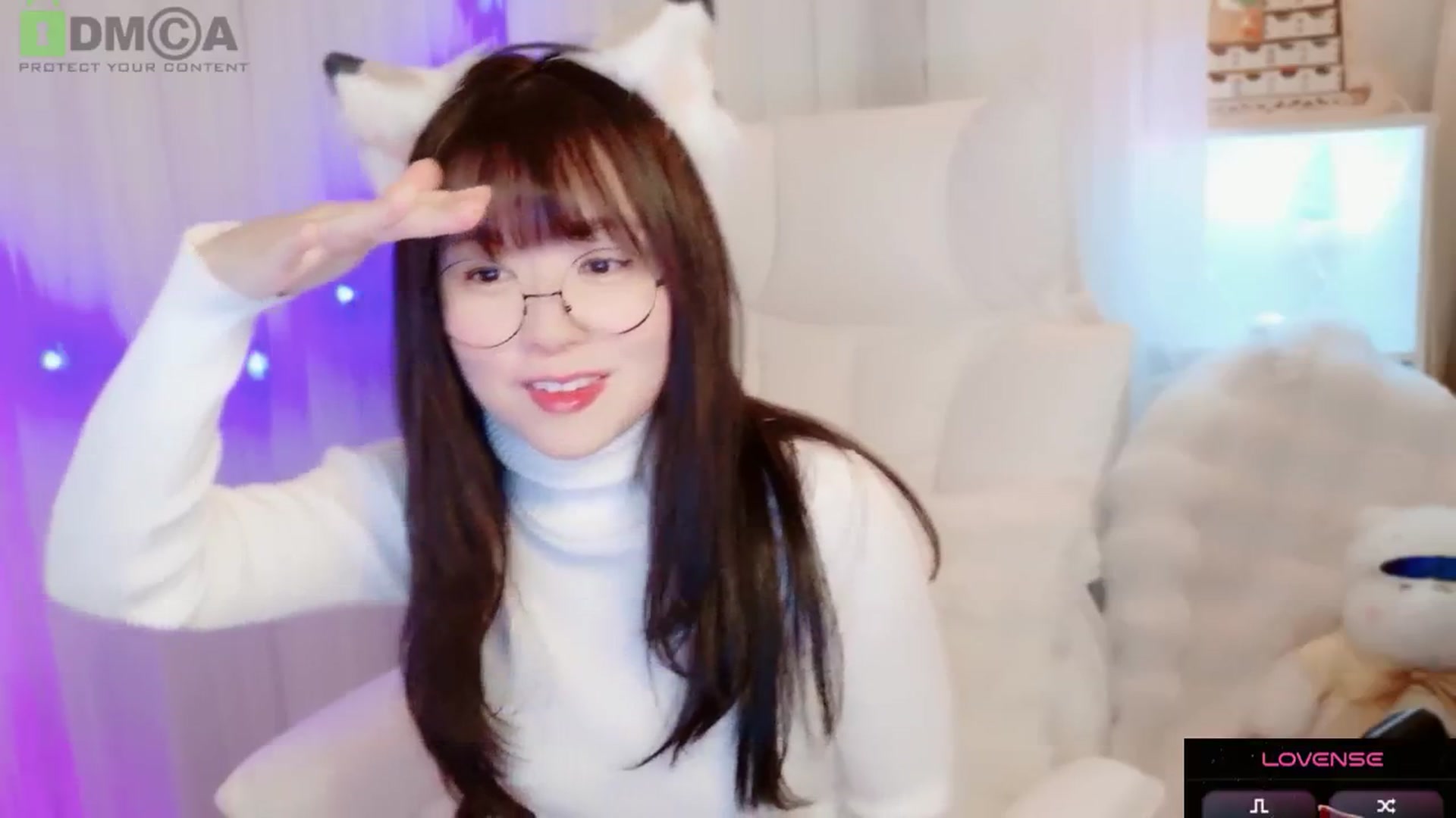 Gallery image thumbnail from meowtheworld's myfreecams stream on, 01/17/2026, 06:32 image 9 of 20