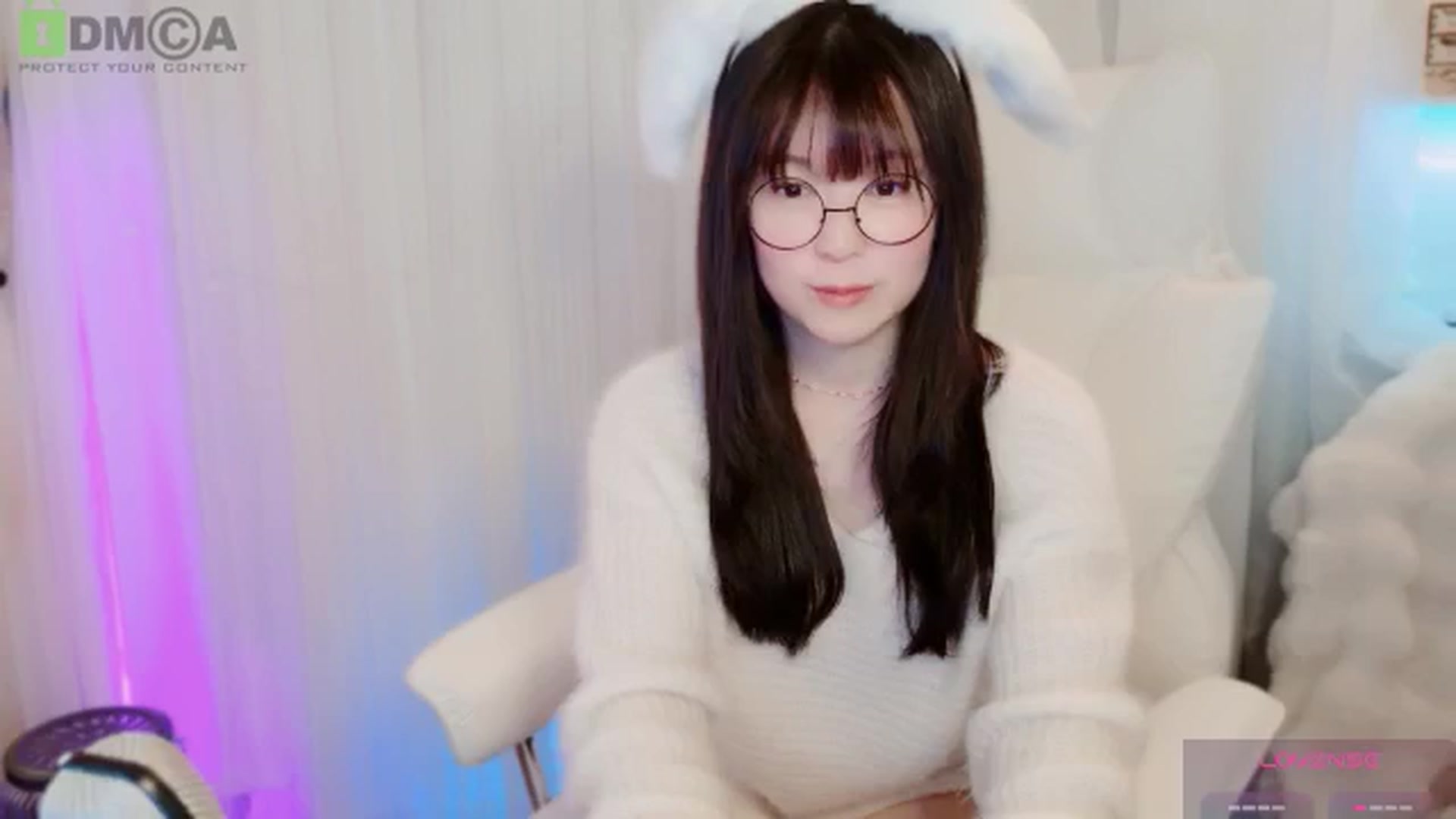 Gallery image thumbnail from meowtheworld's myfreecams stream on, 01/18/2026, 06:36 image 19 of 20