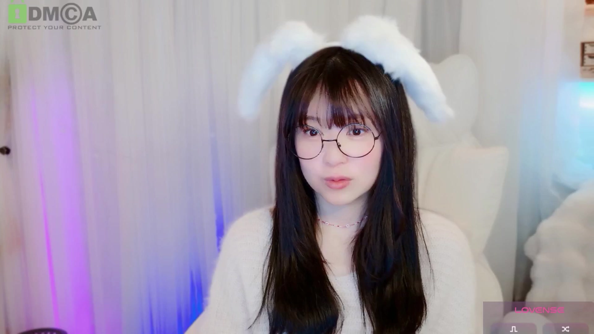 Gallery image thumbnail from meowtheworld's myfreecams stream on, 01/18/2026, 06:36 image 2 of 20