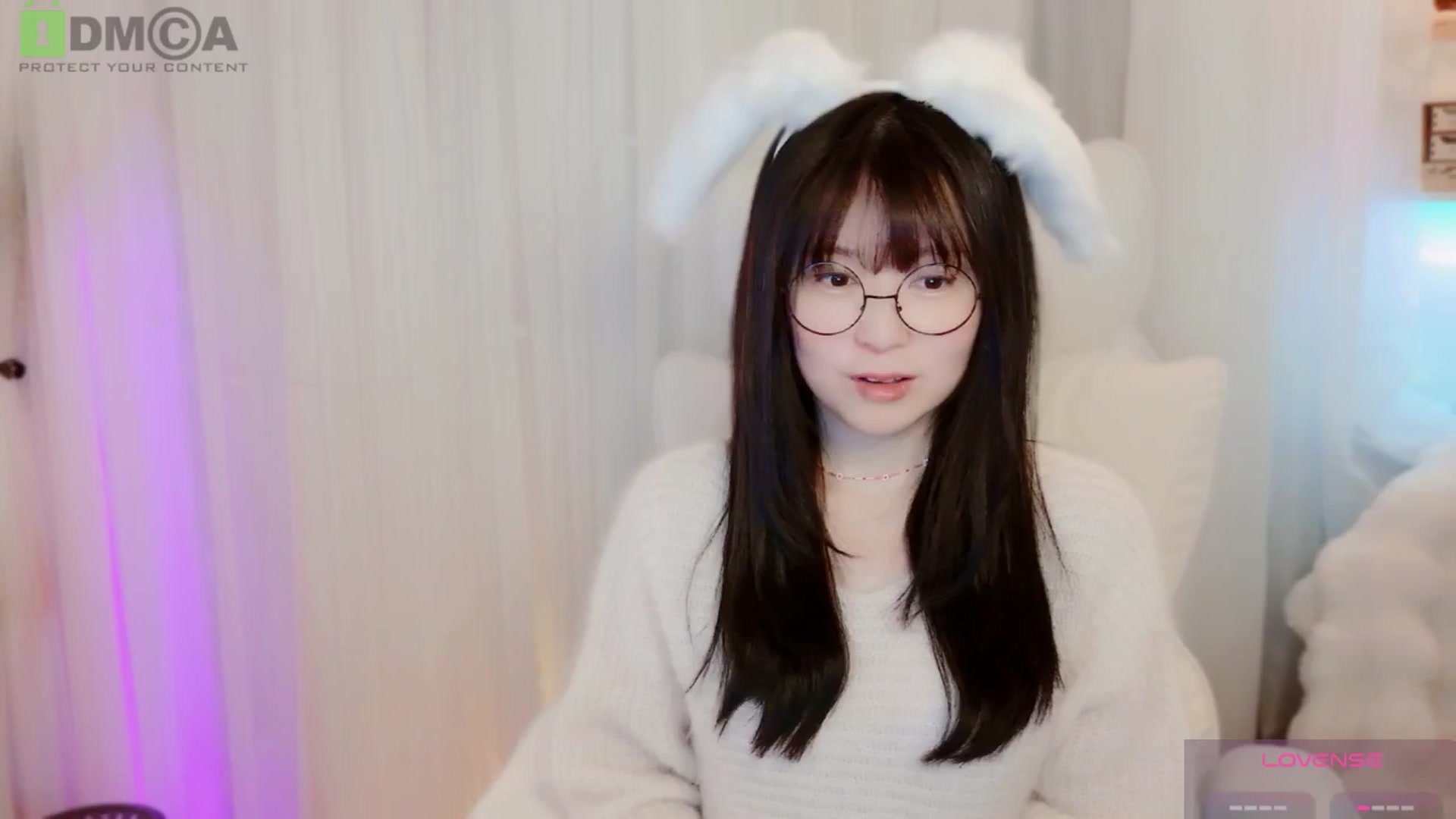 Gallery image thumbnail from meowtheworld's myfreecams stream on, 01/18/2026, 06:36 image 3 of 20
