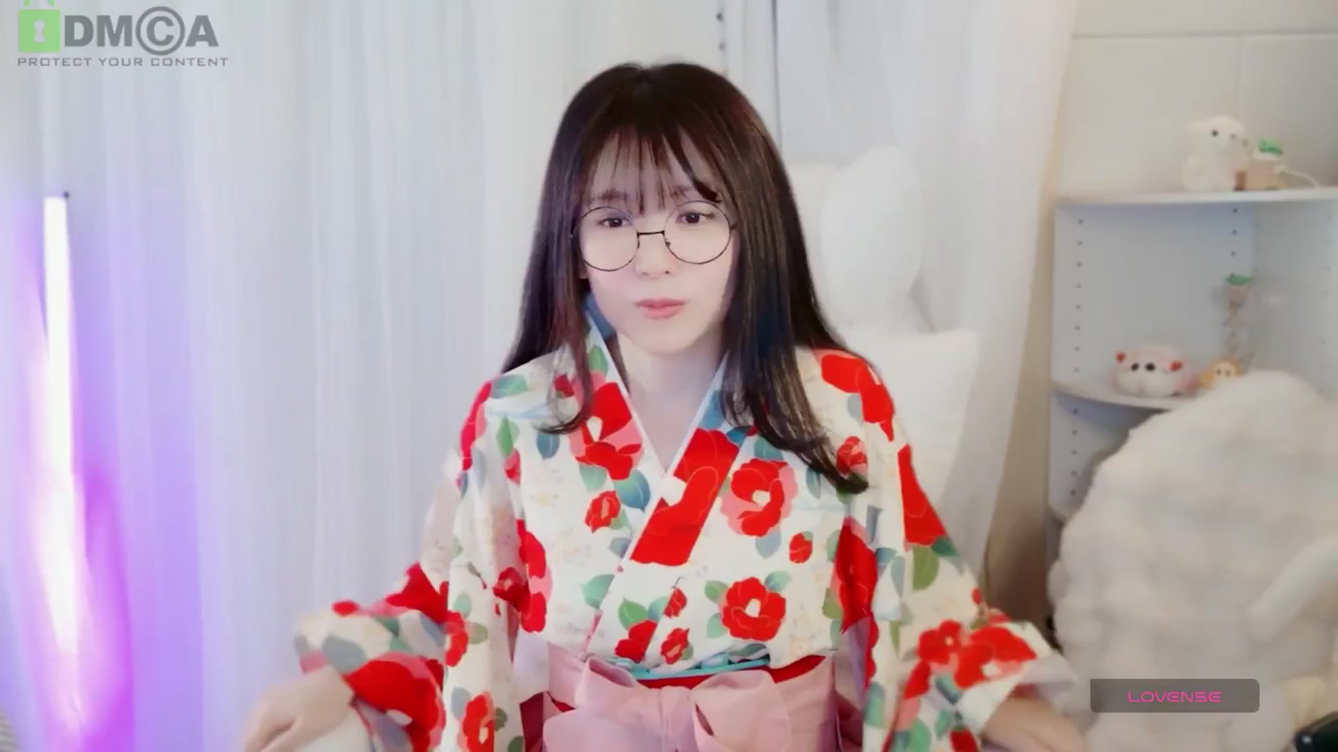 Gallery image thumbnail from meowtheworld's myfreecams stream on, 01/25/2026, 06:53 image 15 of 20