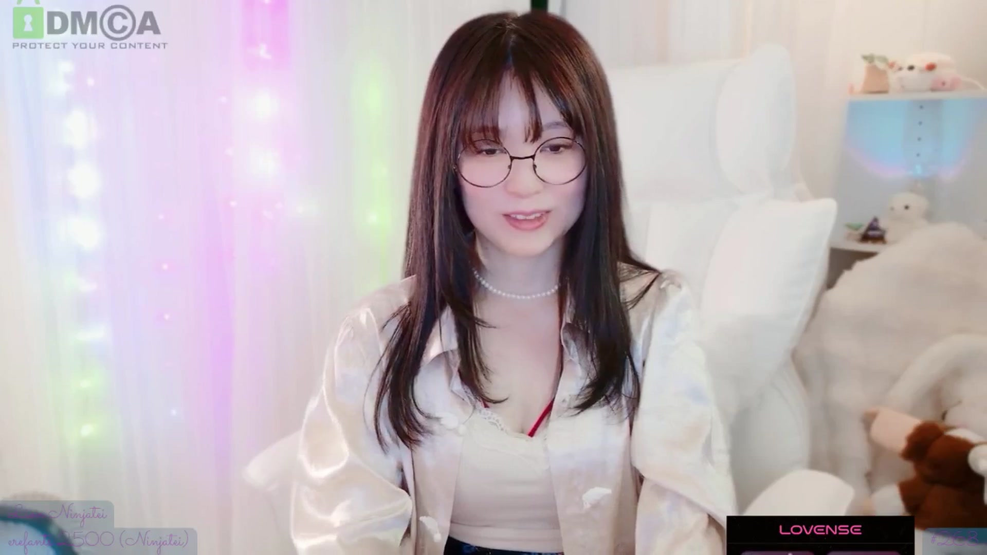 Gallery image thumbnail from meowtheworld's myfreecams stream on, 02/01/2026, 07:13 image 15 of 20