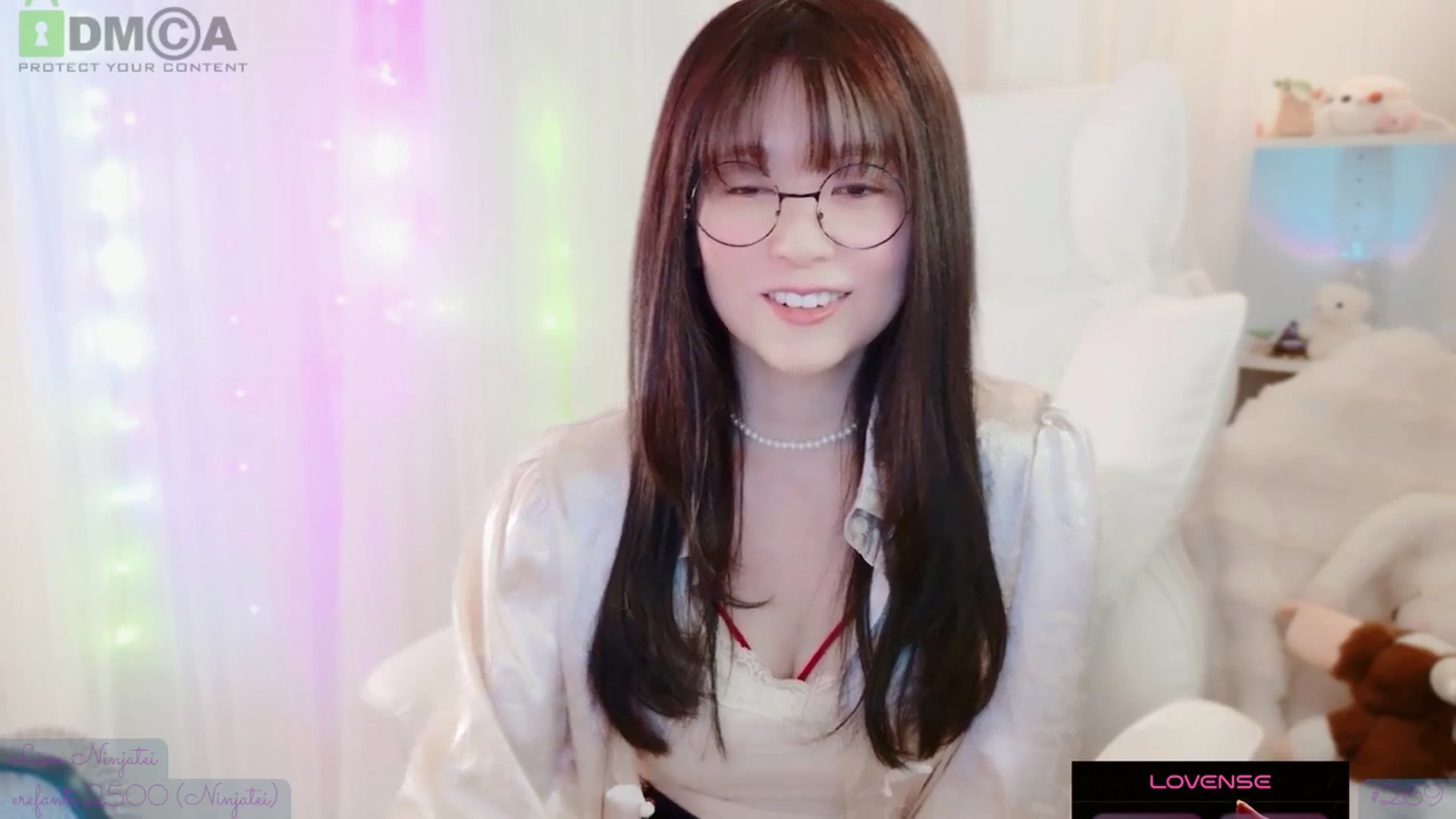 Gallery image thumbnail from meowtheworld's myfreecams stream on, 02/01/2026, 07:13 image 9 of 20