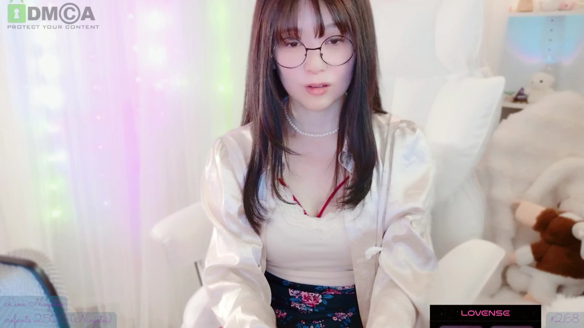 Gallery image thumbnail from meowtheworld's myfreecams stream on, 02/01/2026, 07:13 image 16 of 20