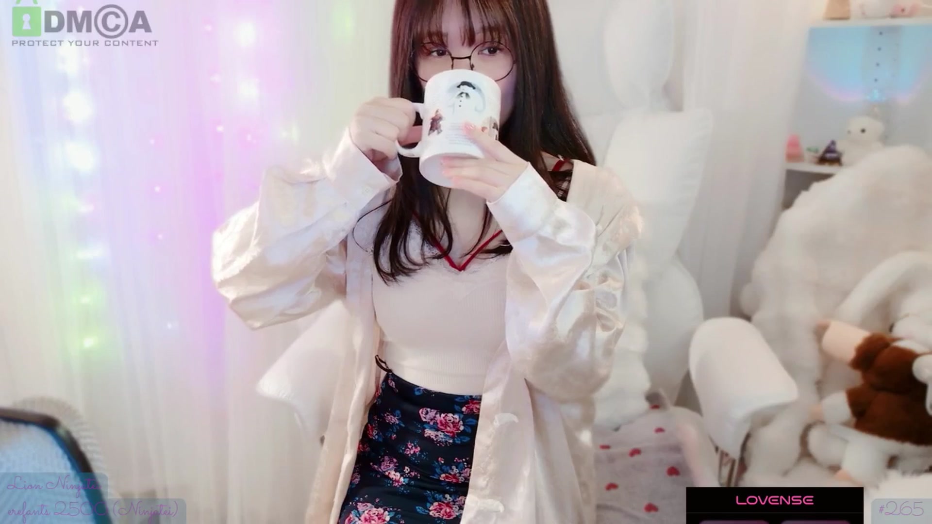 Gallery image thumbnail from meowtheworld's myfreecams stream on, 02/01/2026, 07:13 image 19 of 20