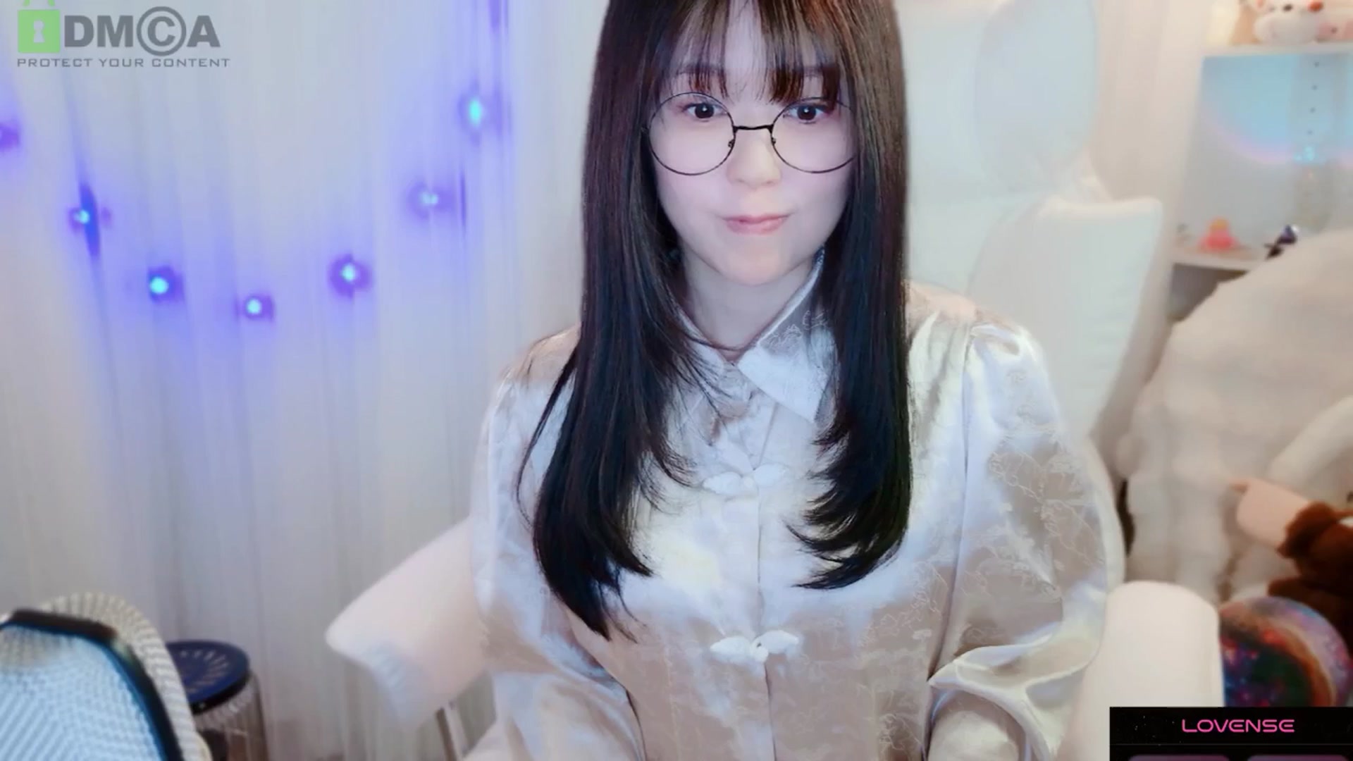 Gallery image thumbnail from meowtheworld's myfreecams stream on, 02/01/2026, 10:12 image 18 of 20