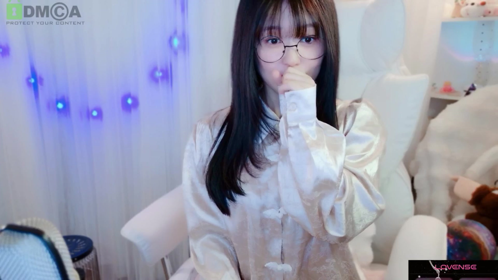 Gallery image thumbnail from meowtheworld's myfreecams stream on, 02/01/2026, 10:12 image 17 of 20
