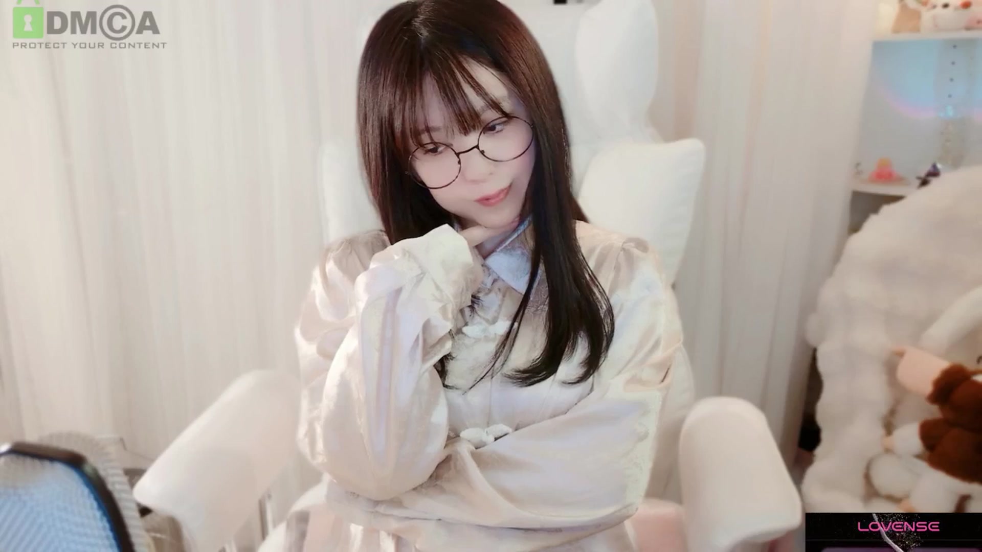 Gallery image thumbnail from meowtheworld's myfreecams stream on, 02/01/2026, 10:12 image 3 of 20