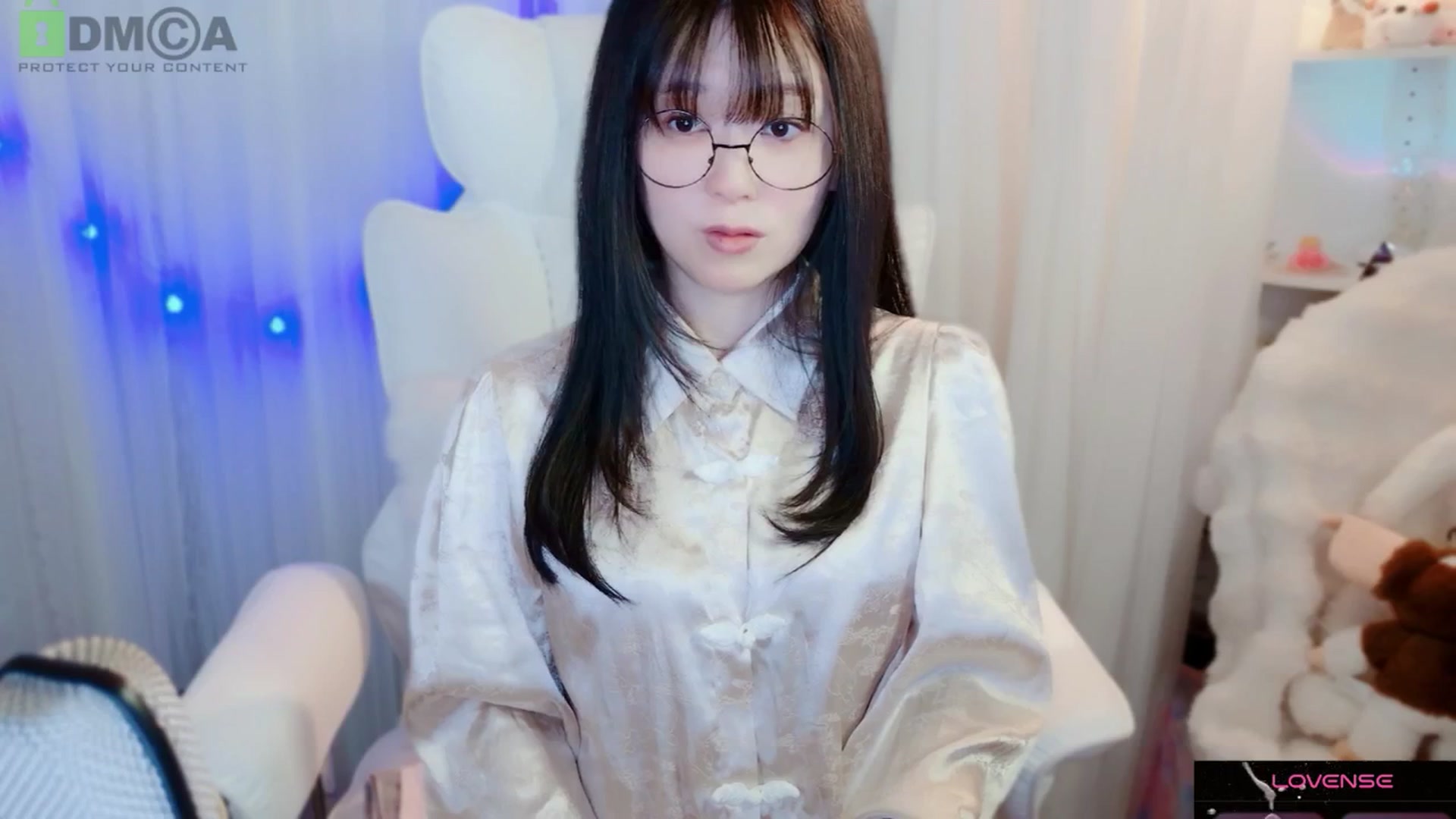 Gallery image thumbnail from meowtheworld's myfreecams stream on, 02/01/2026, 10:12 image 7 of 20