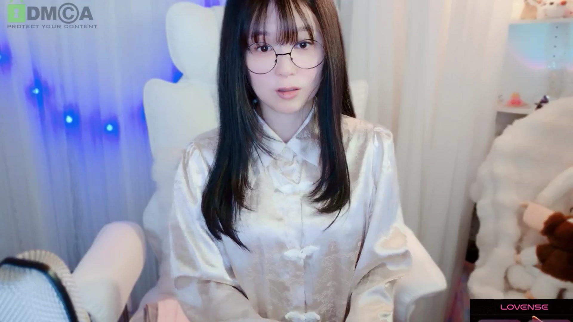 Gallery image thumbnail from meowtheworld's myfreecams stream on, 02/01/2026, 10:12 image 5 of 20