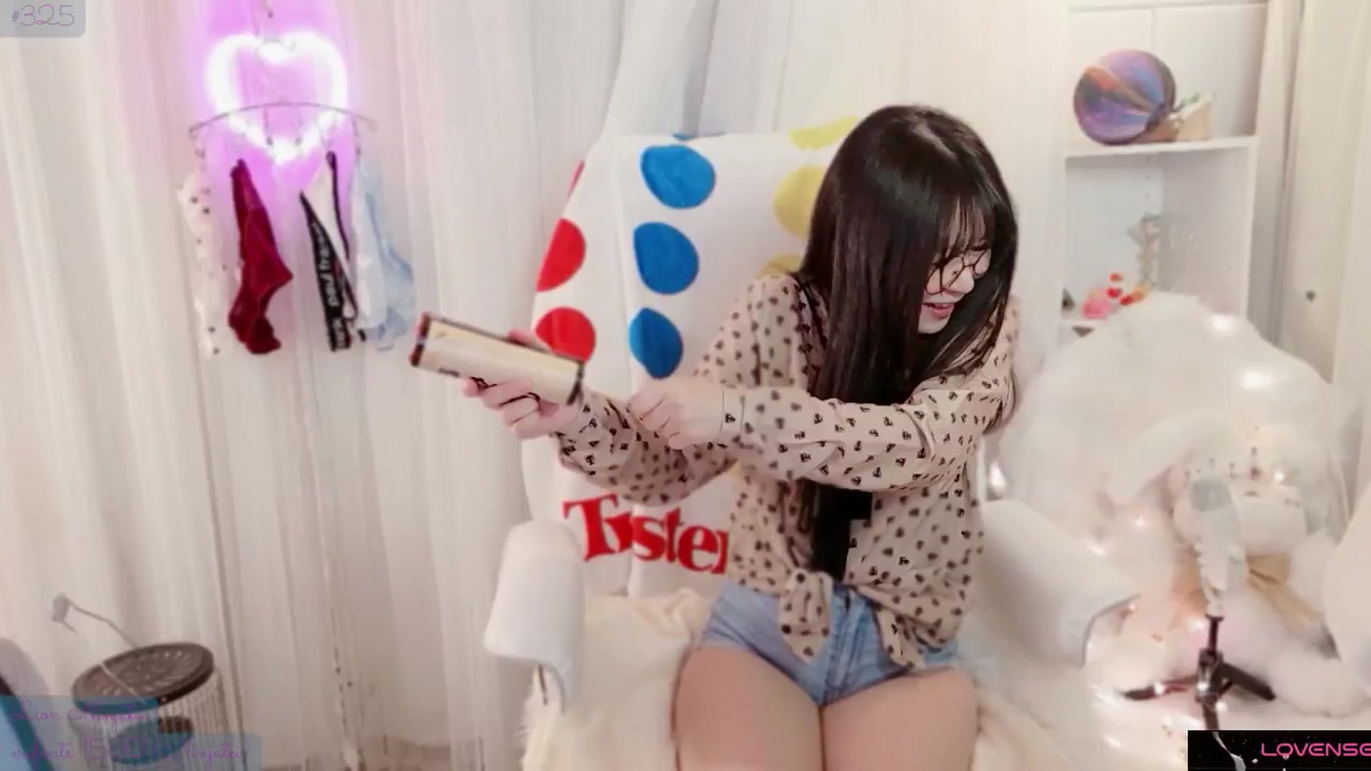 Gallery image thumbnail from meowtheworld's myfreecams stream on, 02/21/2026, 06:10 image 11 of 20