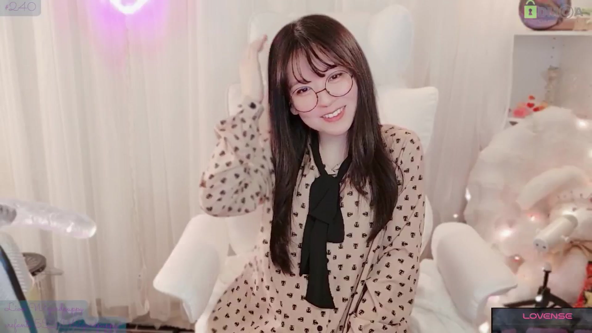 Gallery image thumbnail from meowtheworld's myfreecams stream on, 02/22/2026, 08:38 image 6 of 20