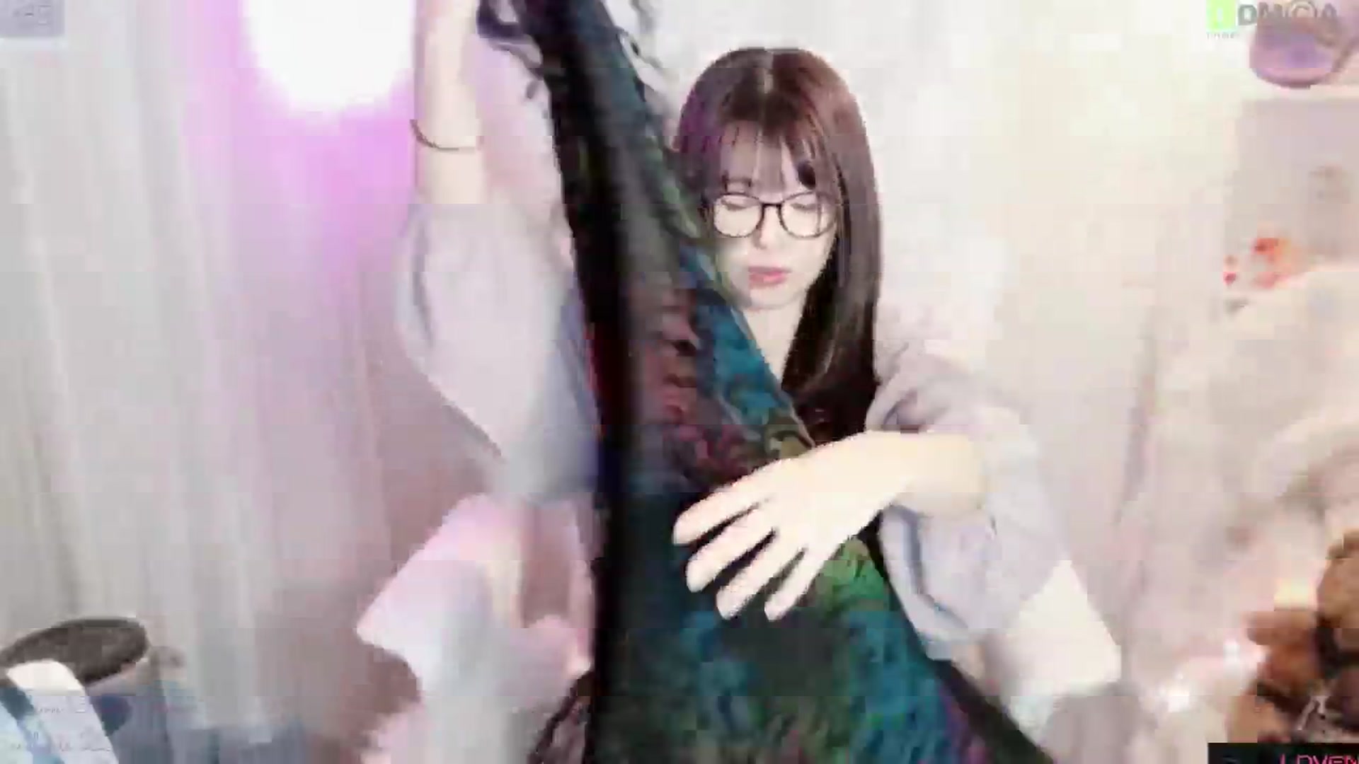 Gallery image thumbnail from meowtheworld's myfreecams stream on, 03/01/2026, 10:11 image 9 of 20
