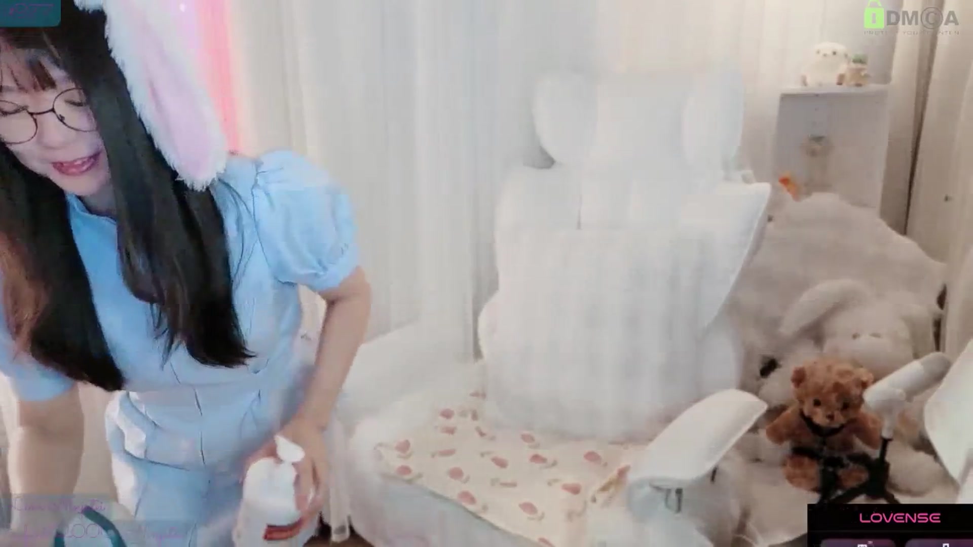 Gallery image thumbnail from meowtheworld's myfreecams stream on, 03/07/2026, 05:54 image 3 of 20