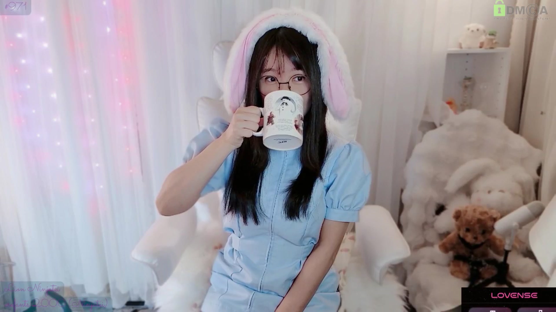 Gallery image thumbnail from meowtheworld's myfreecams stream on, 03/07/2026, 05:54 image 5 of 20