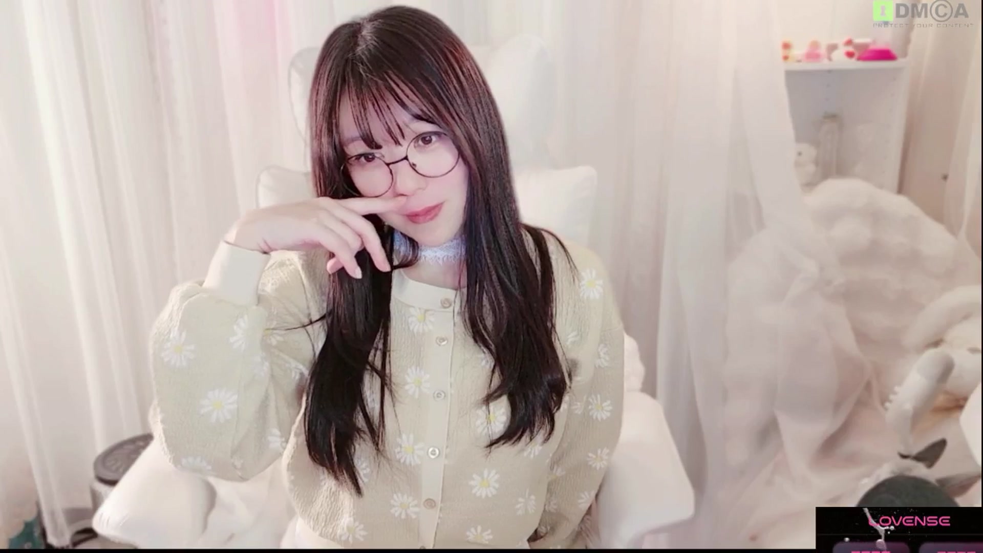 Gallery image thumbnail from meowtheworld's myfreecams stream on, 03/15/2026, 10:35 image 7 of 20
