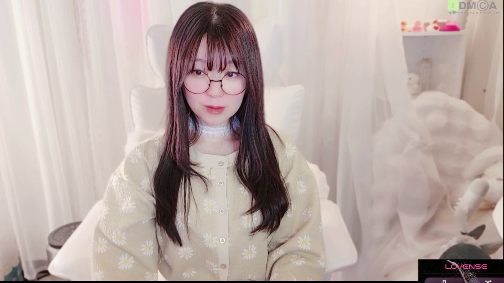 Gallery image thumbnail from meowtheworld's myfreecams stream on, 03/15/2026, 10:35 image 9 of 20