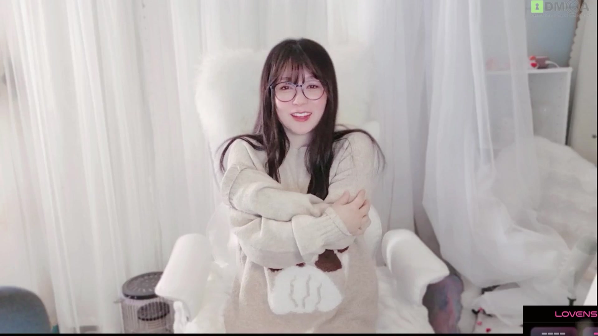 Gallery image thumbnail from meowtheworld's myfreecams stream on, 03/20/2026, 16:08 image 10 of 20
