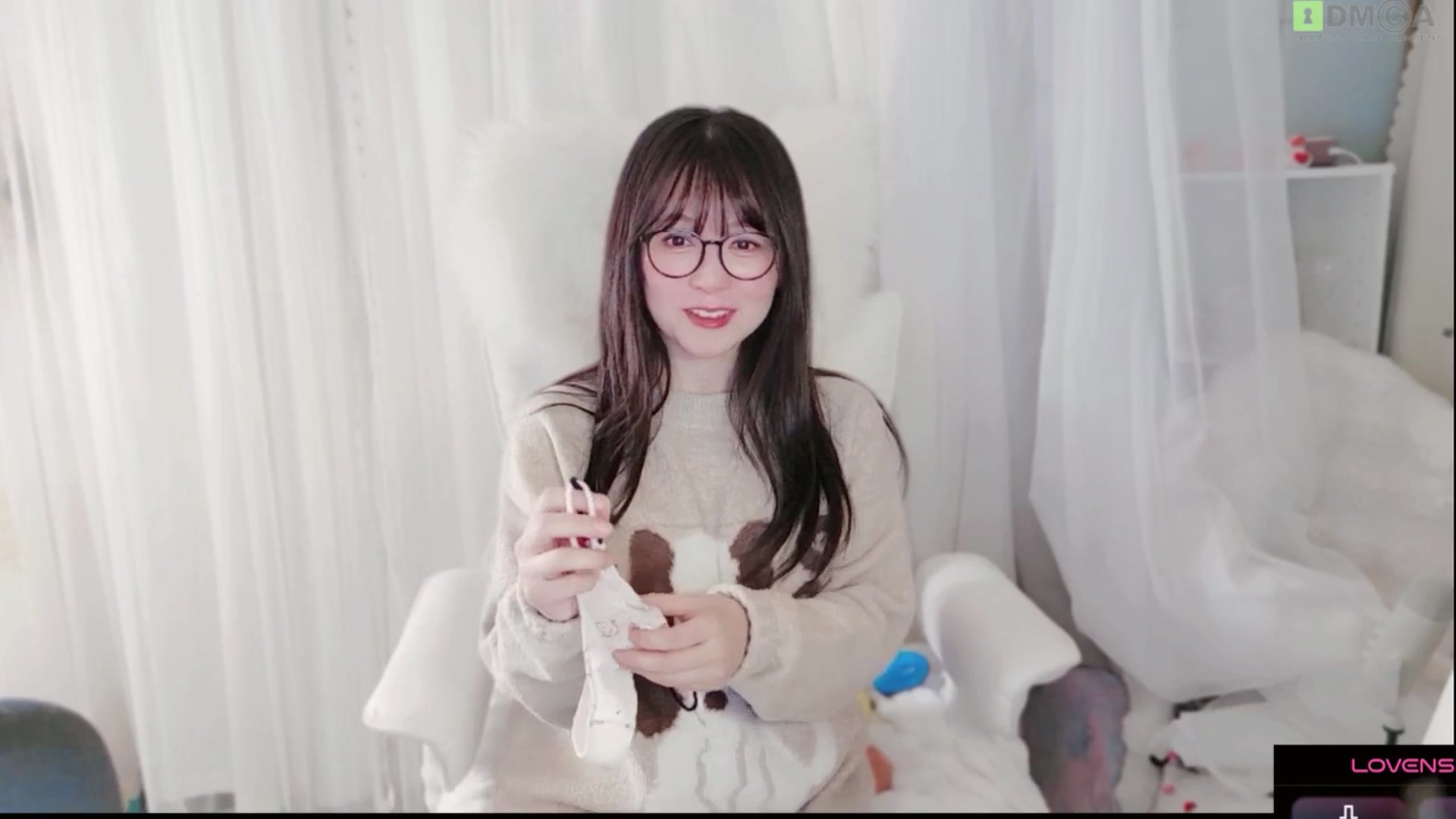 Gallery image thumbnail from meowtheworld's myfreecams stream on, 03/20/2026, 16:08 image 19 of 20