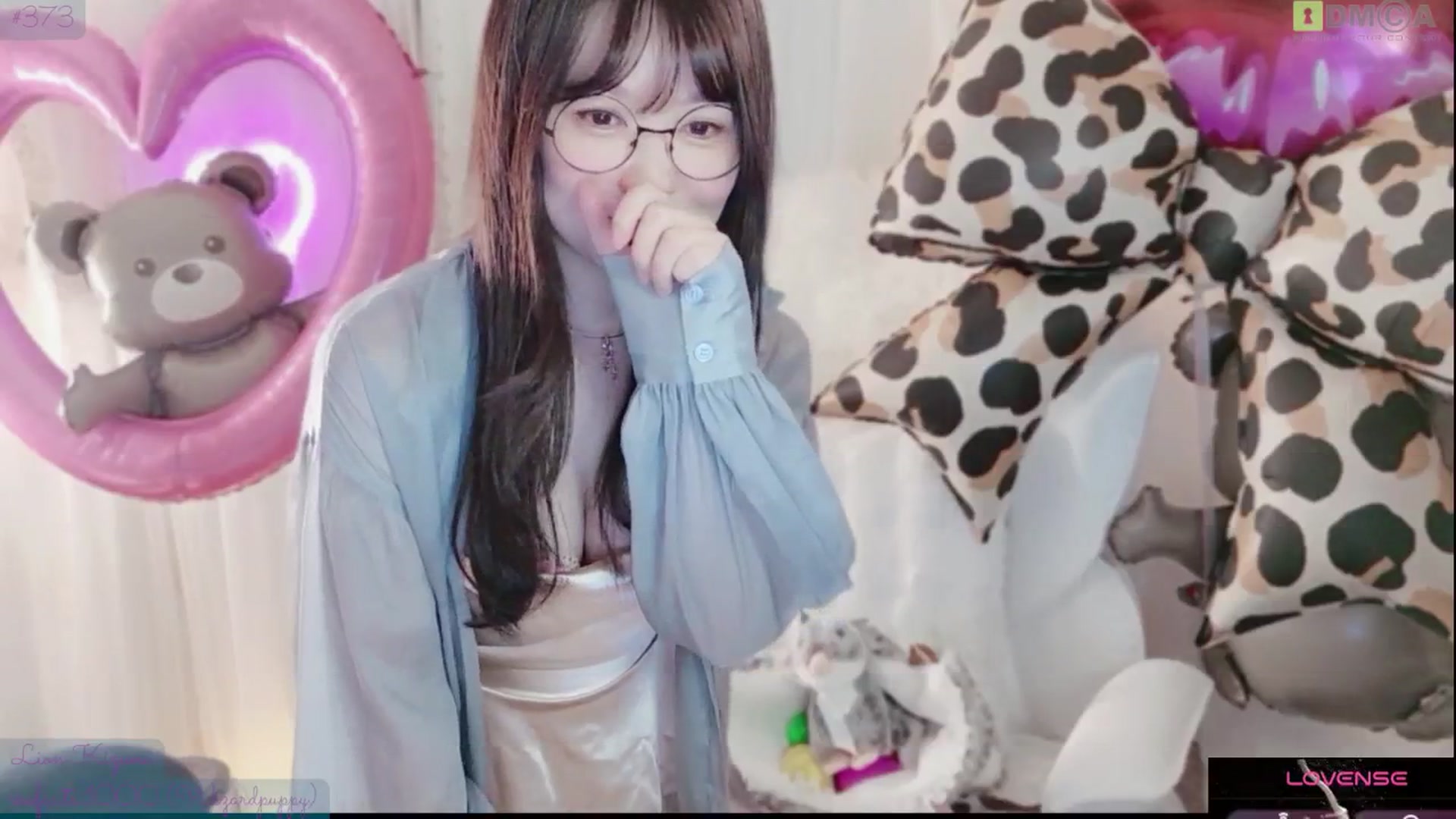 Gallery image thumbnail from meowtheworld's myfreecams stream on, 03/21/2026, 05:55 image 10 of 20