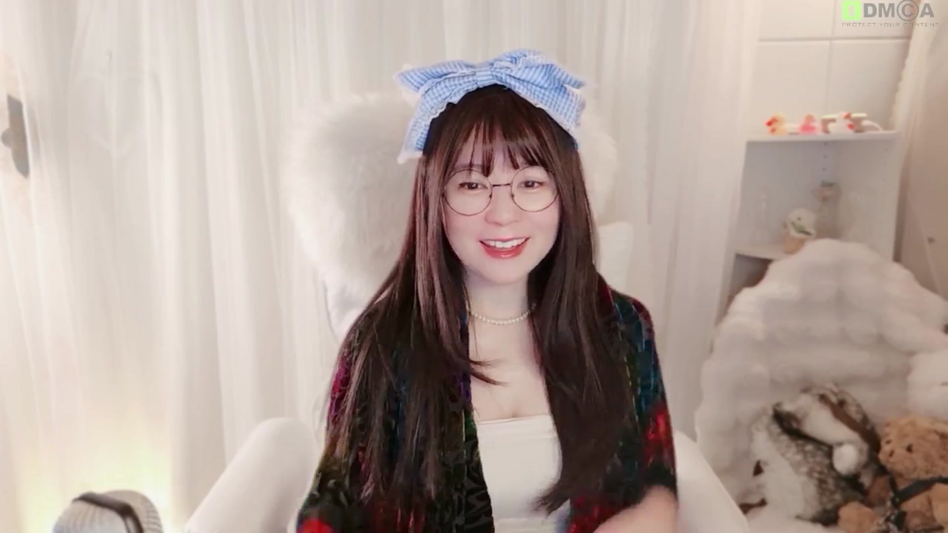 Gallery image thumbnail from meowtheworld's myfreecams stream on, 03/28/2026, 05:13 image 9 of 20