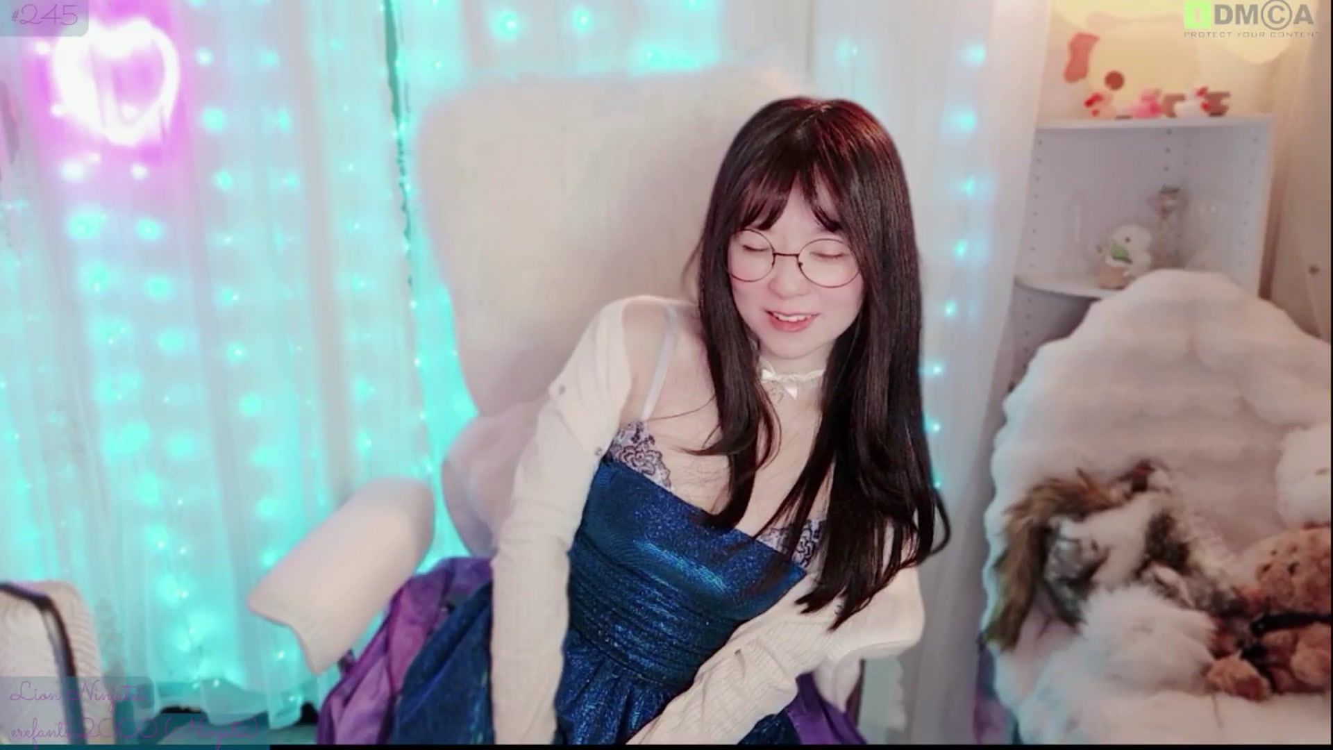 Gallery image thumbnail from meowtheworld's myfreecams stream on, 03/29/2026, 05:42 image 6 of 20