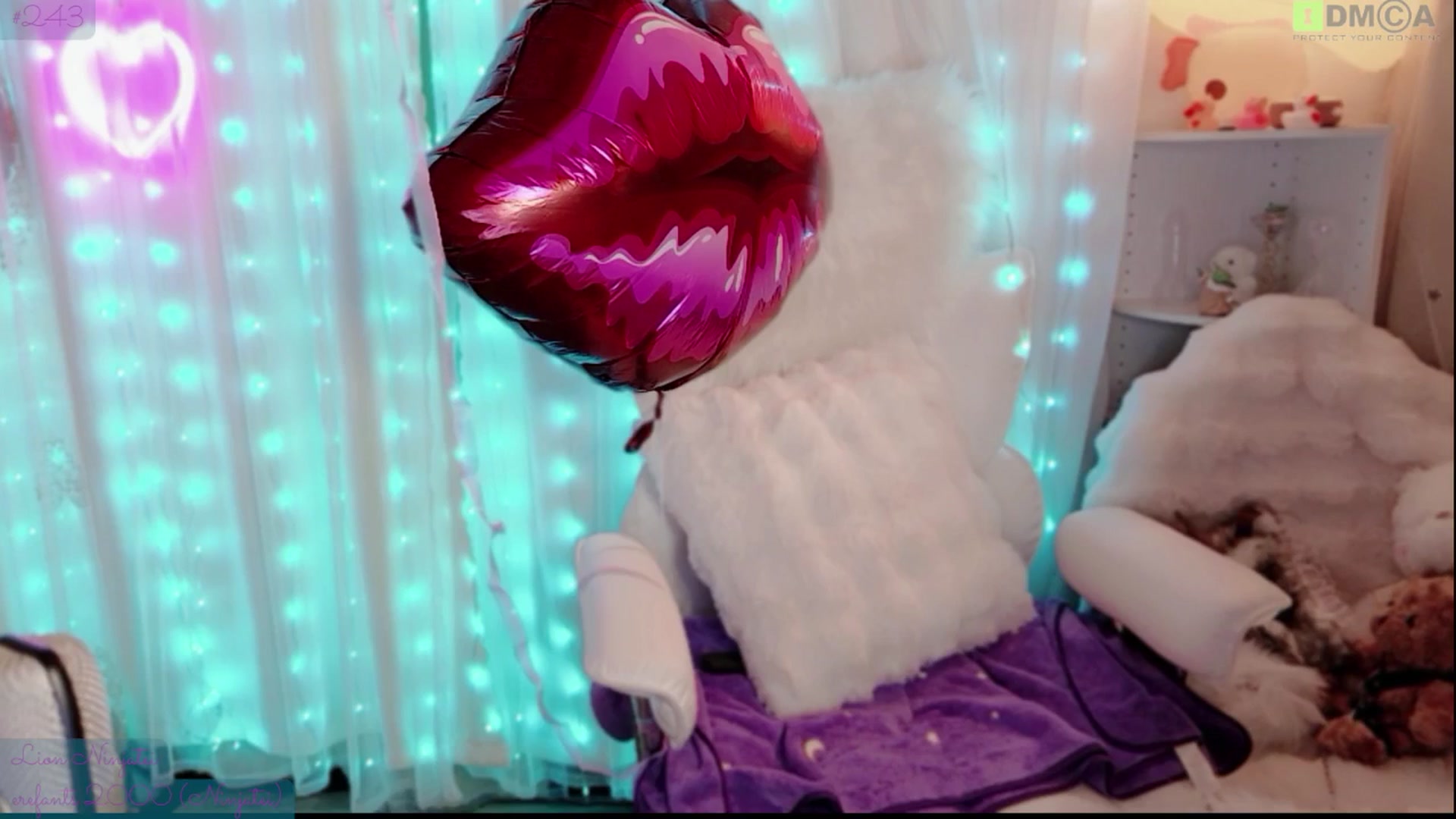Gallery image thumbnail from meowtheworld's myfreecams stream on, 03/29/2026, 05:42 image 10 of 20