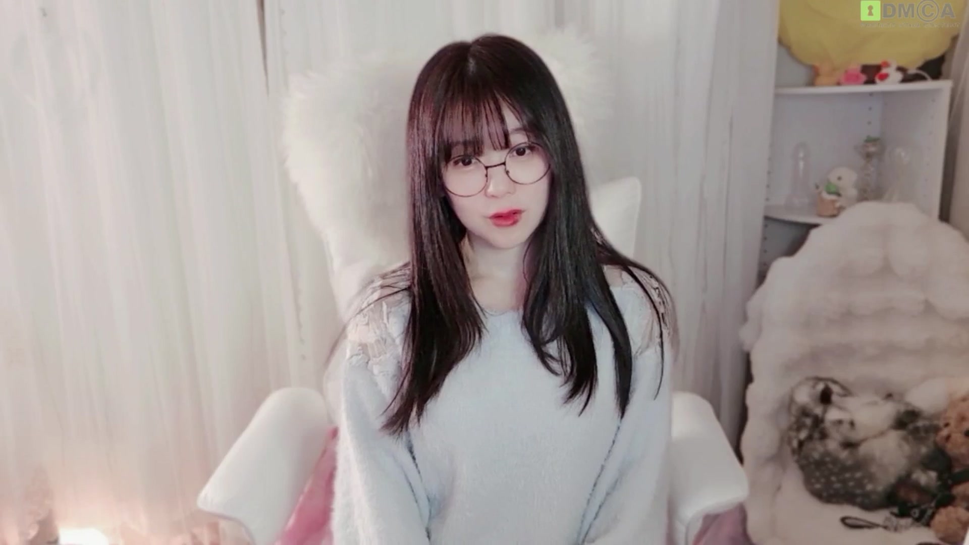 Gallery image thumbnail from meowtheworld's myfreecams stream on, 04/02/2026, 15:40 image 4 of 20