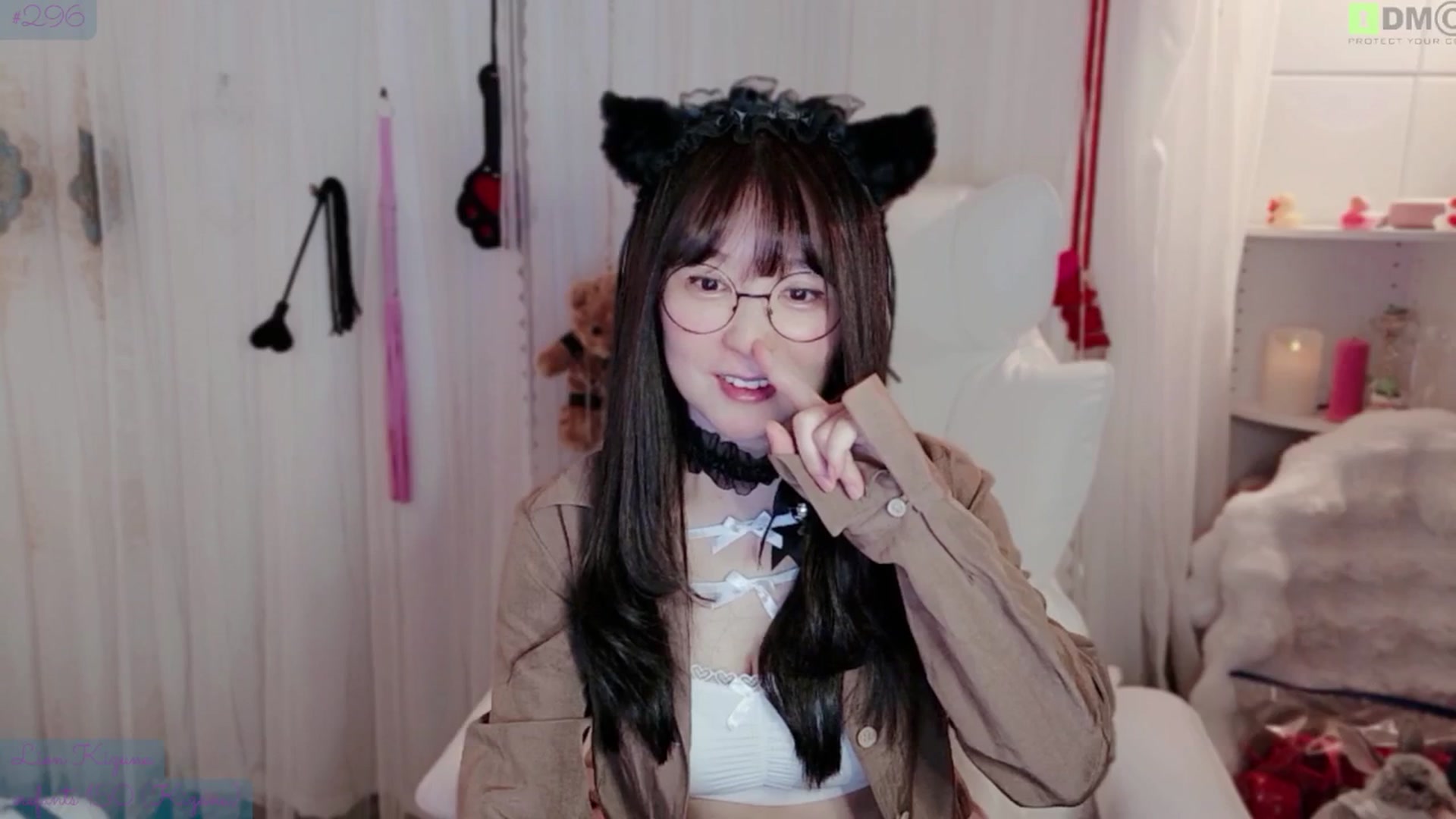 Gallery image thumbnail from meowtheworld's myfreecams stream on, 04/11/2026, 07:48 image 3 of 20