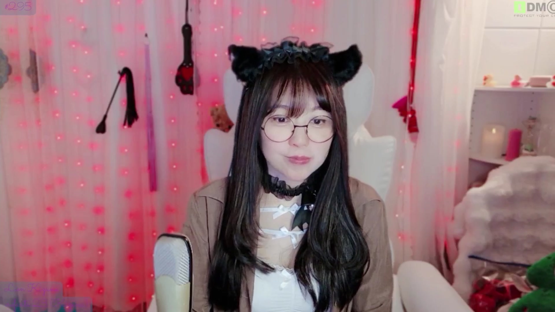 Gallery image thumbnail from meowtheworld's myfreecams stream on, 04/11/2026, 07:48 image 14 of 20