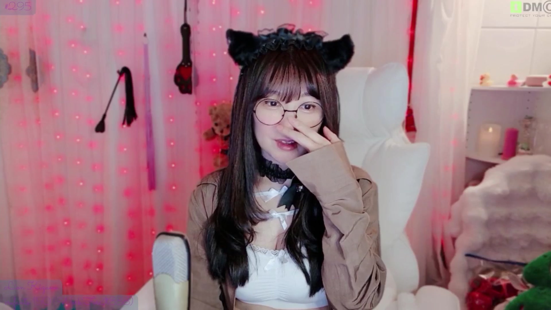 Gallery image thumbnail from meowtheworld's myfreecams stream on, 04/11/2026, 07:48 image 16 of 20