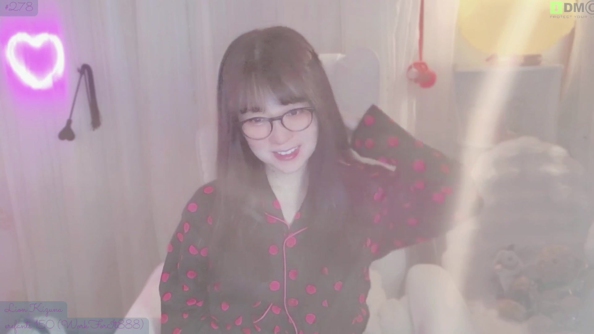 Gallery image thumbnail from meowtheworld's myfreecams stream on, 04/12/2026, 05:32 image 3 of 20