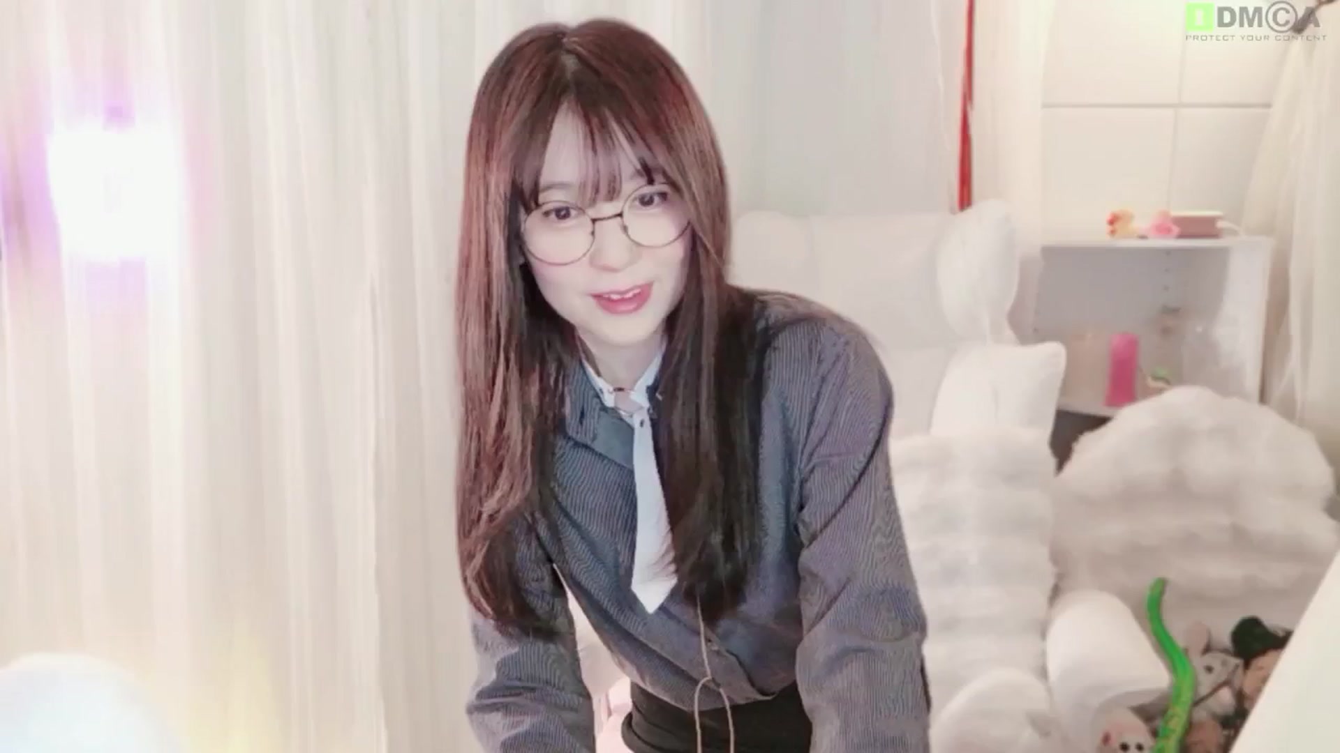 Gallery image thumbnail from meowtheworld's myfreecams stream on, 04/18/2026, 06:10 image 19 of 20