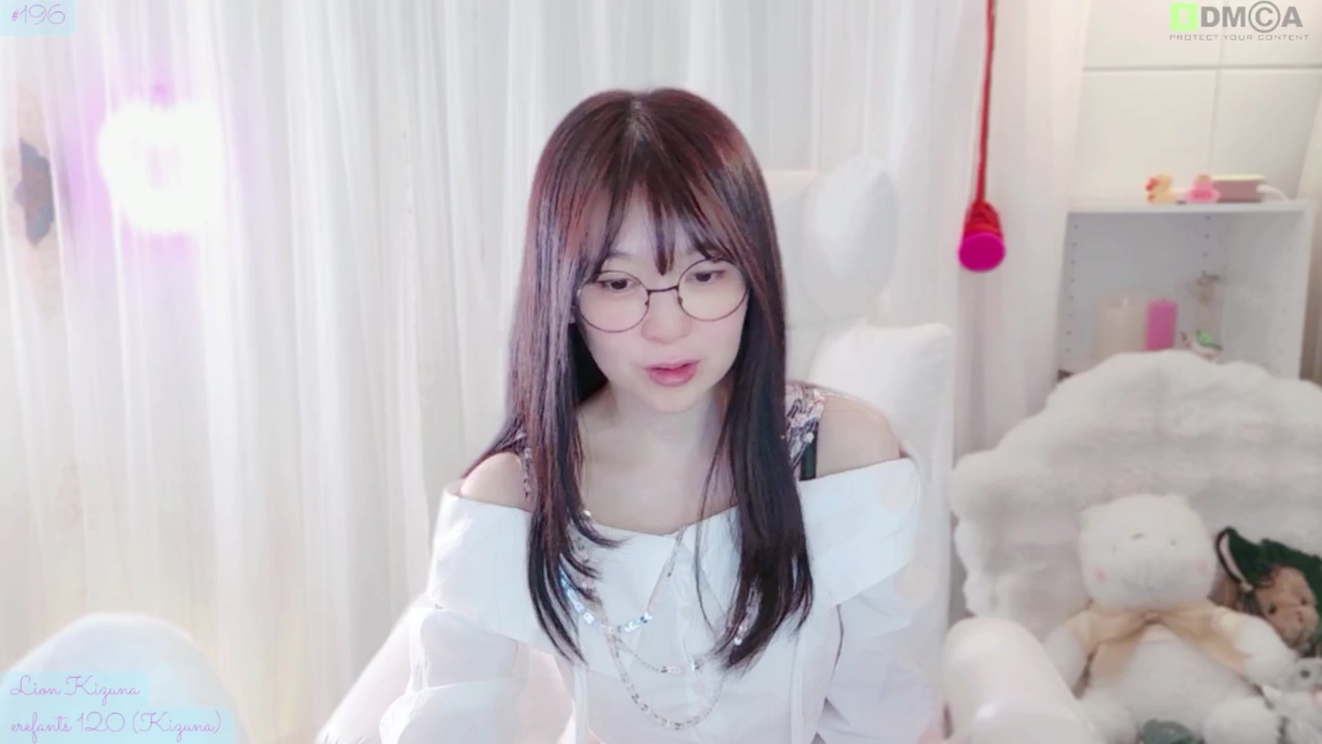 Gallery image thumbnail from meowtheworld's myfreecams stream on, 04/19/2026, 07:15 image 8 of 20